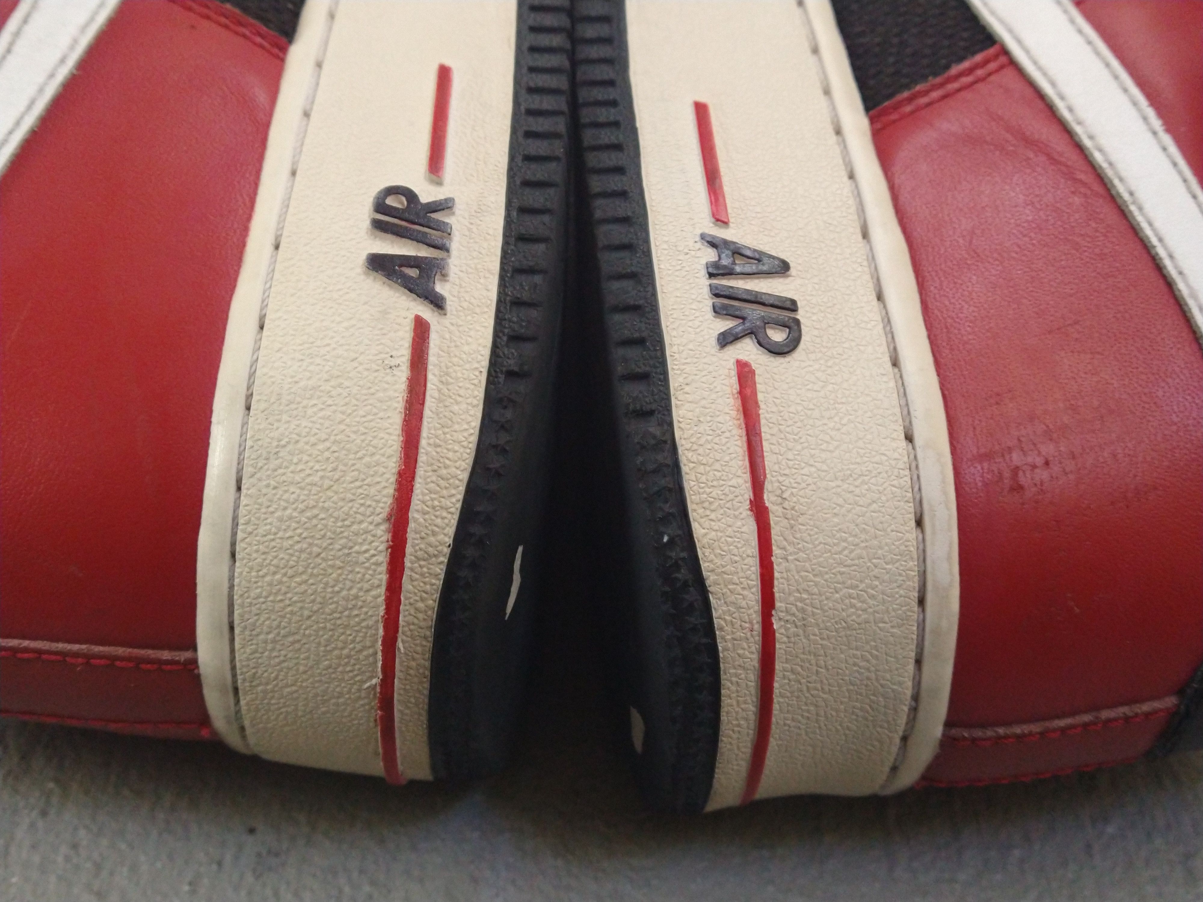 Nike Nike Air Force 1 Low Red Black Size 9.5 2009 315122-600 Size US 9.5 / EU 42-43 - 14 Thumbnail