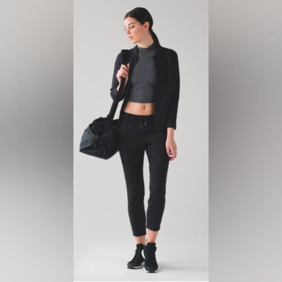 Lululemon Lululemon On The Fly Pant *28"Black (First Release) Size 4 Size 27" / US 4 / IT 40 - 1 Thumbnail