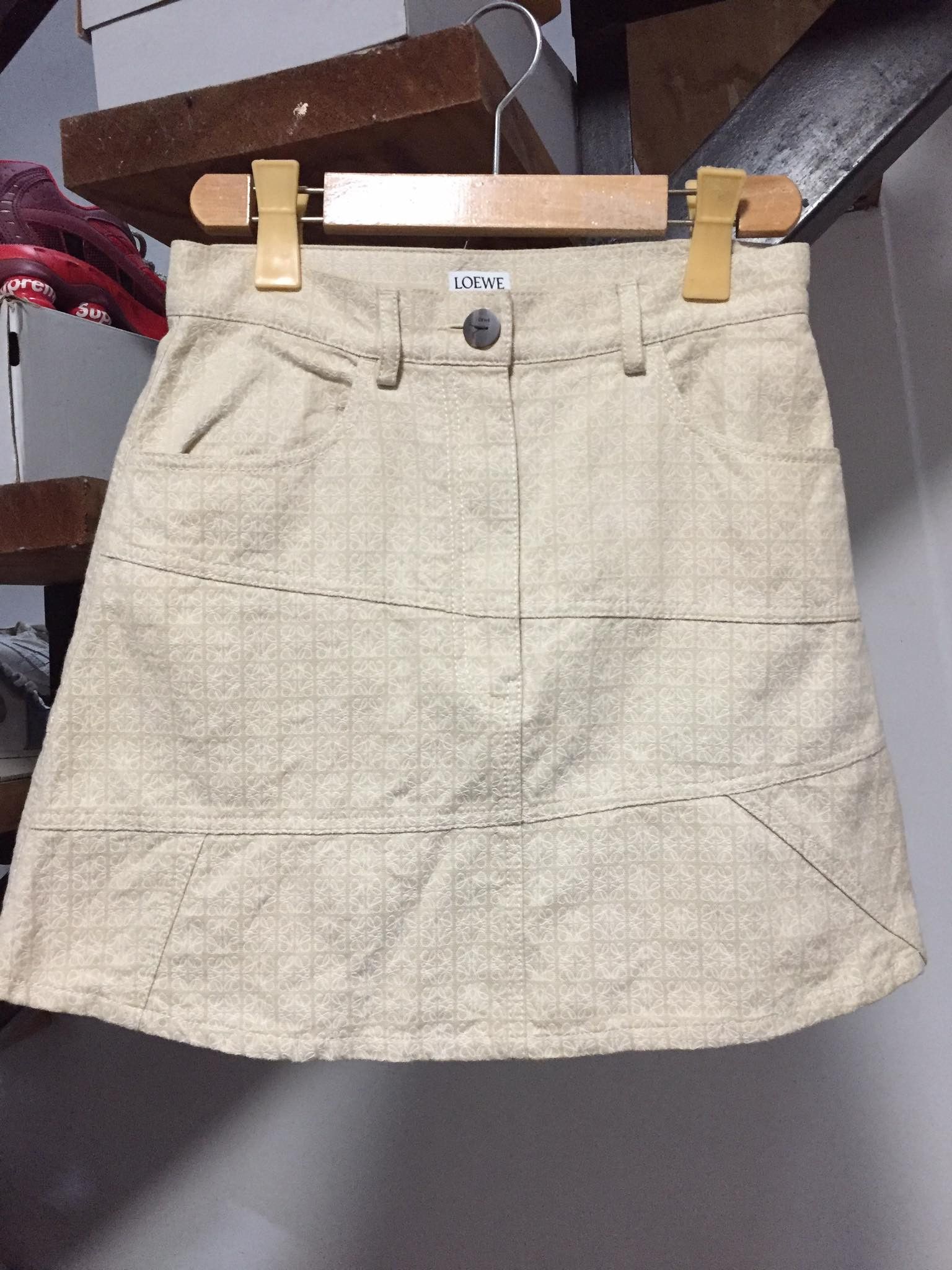 Loewe LOEWE ANAGRAM JACQUARD MINI SKIRT Size 36" / US 14 / IT 50 - 1 Thumbnail