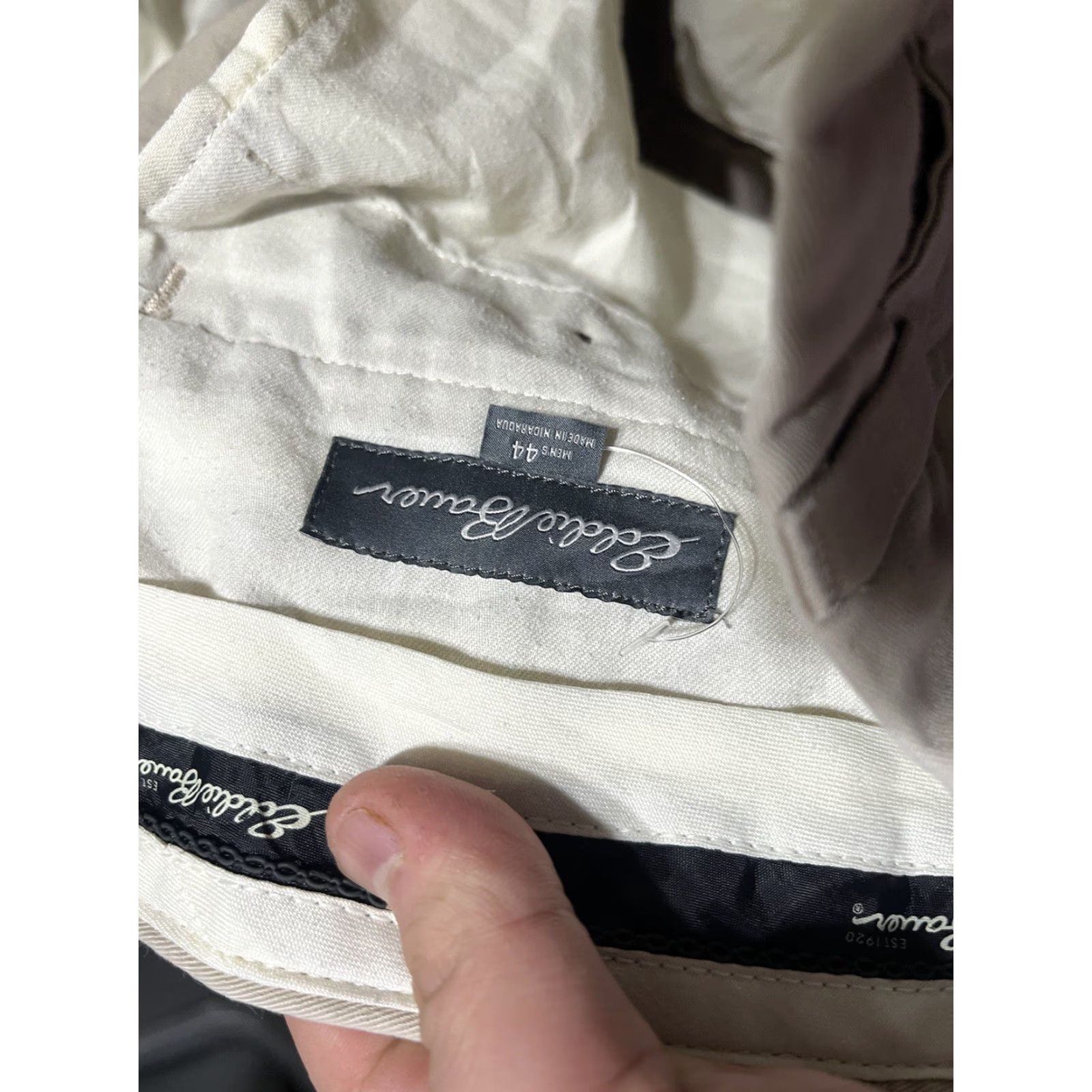 Eddie Bauer Eddie Bauer Beige Flat Front Wrinkle Free Classic Fit Pants Mens Size 44x30 Size US 44 / EU 60 - 5 Thumbnail