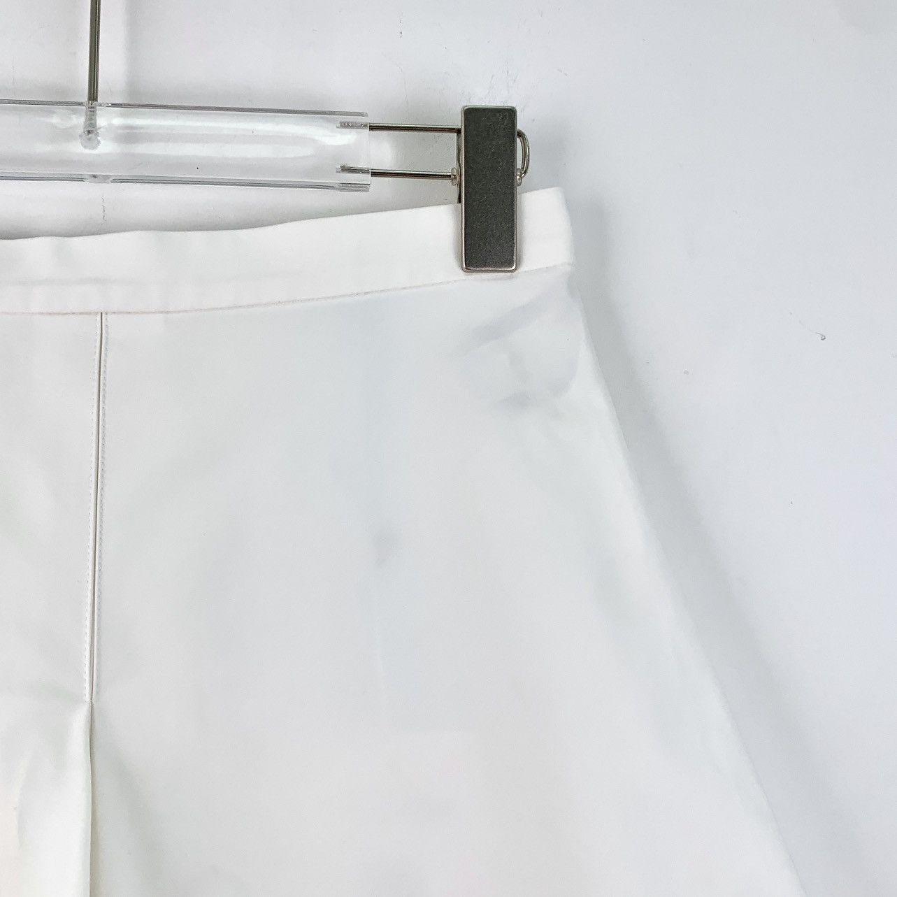 Dior Dior White Cotton Casual Shorts K26WX Size 26" / US 2 / IT 38 - 3 Thumbnail
