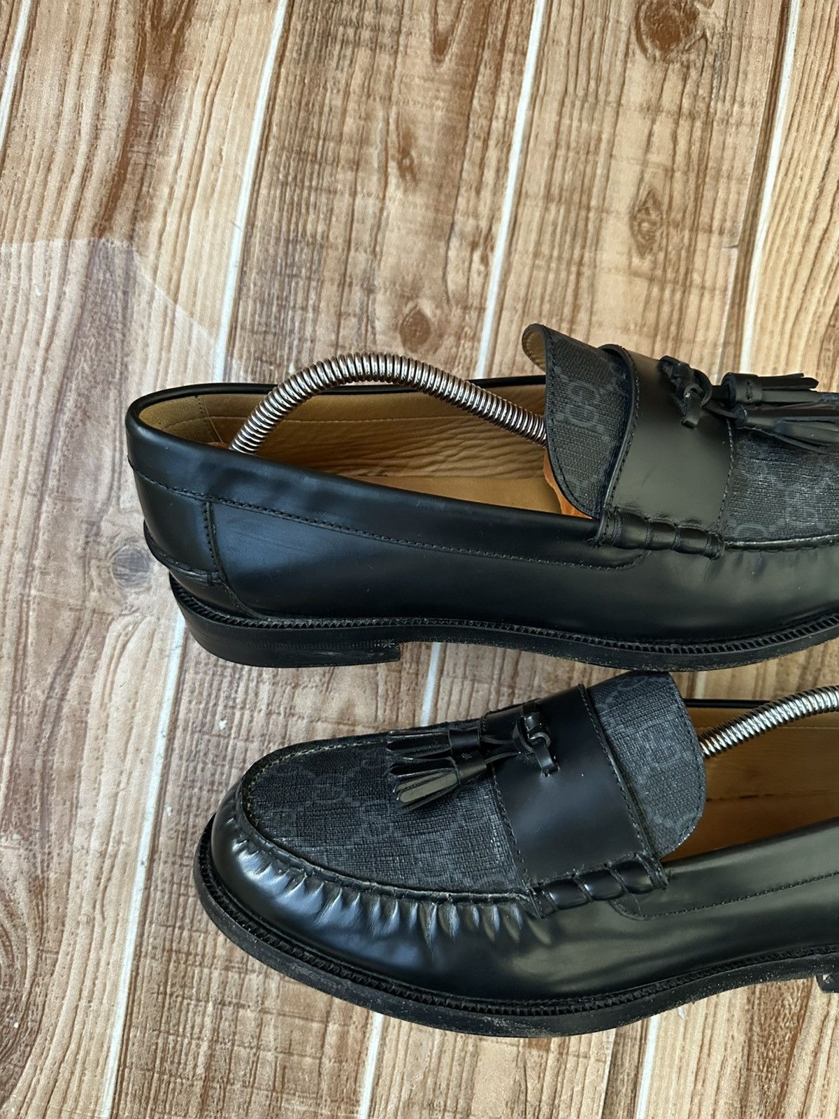 Gucci Gucci GG Logo Black Tassel Leather Loafers Size US 9.5 / EU 42-43 - 14 Thumbnail