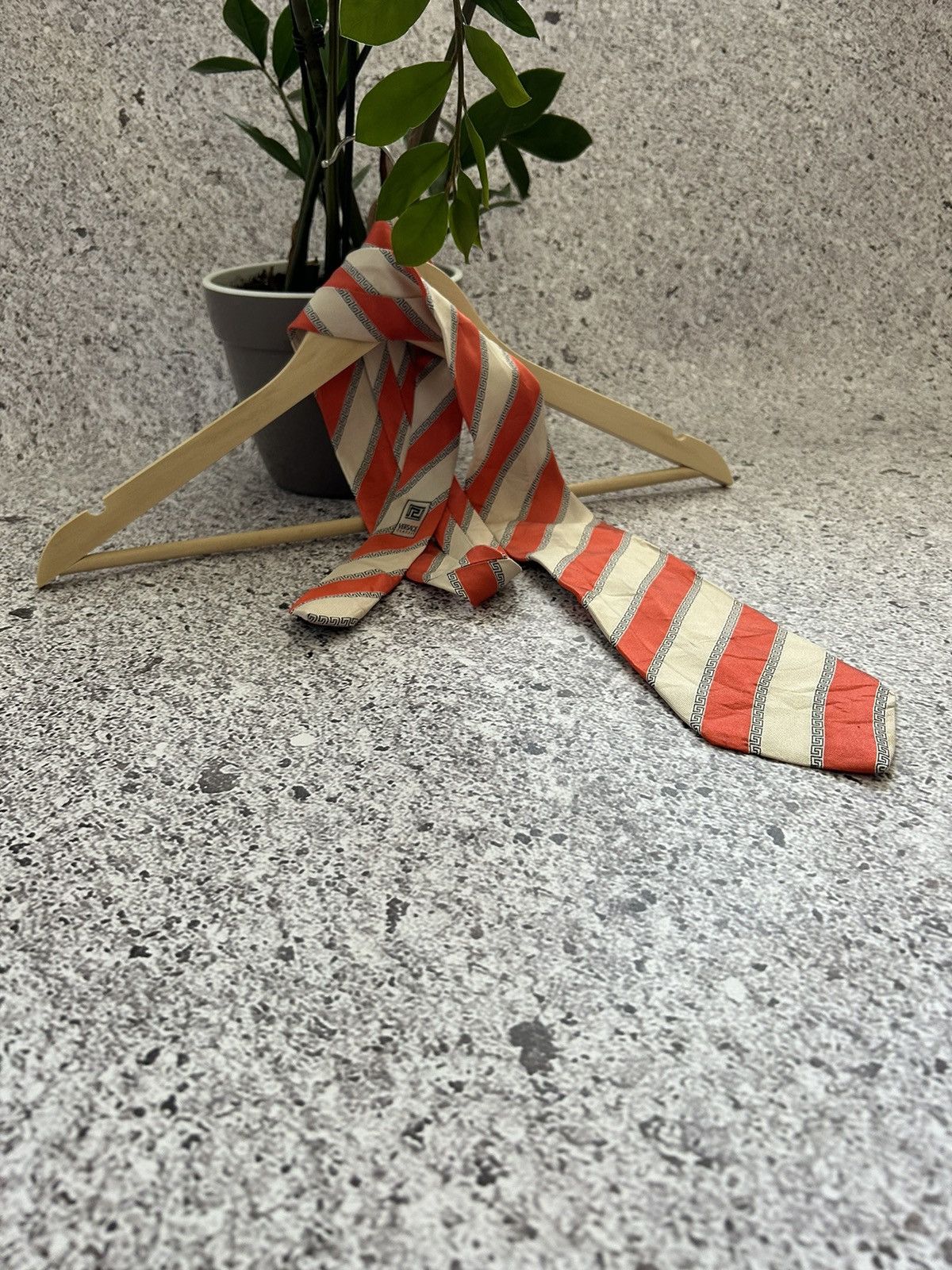 Japanese Brand × Versace Luxury Versace Gianni Classic Silk Print Tie Size ONE SIZE - 2 Thumbnail