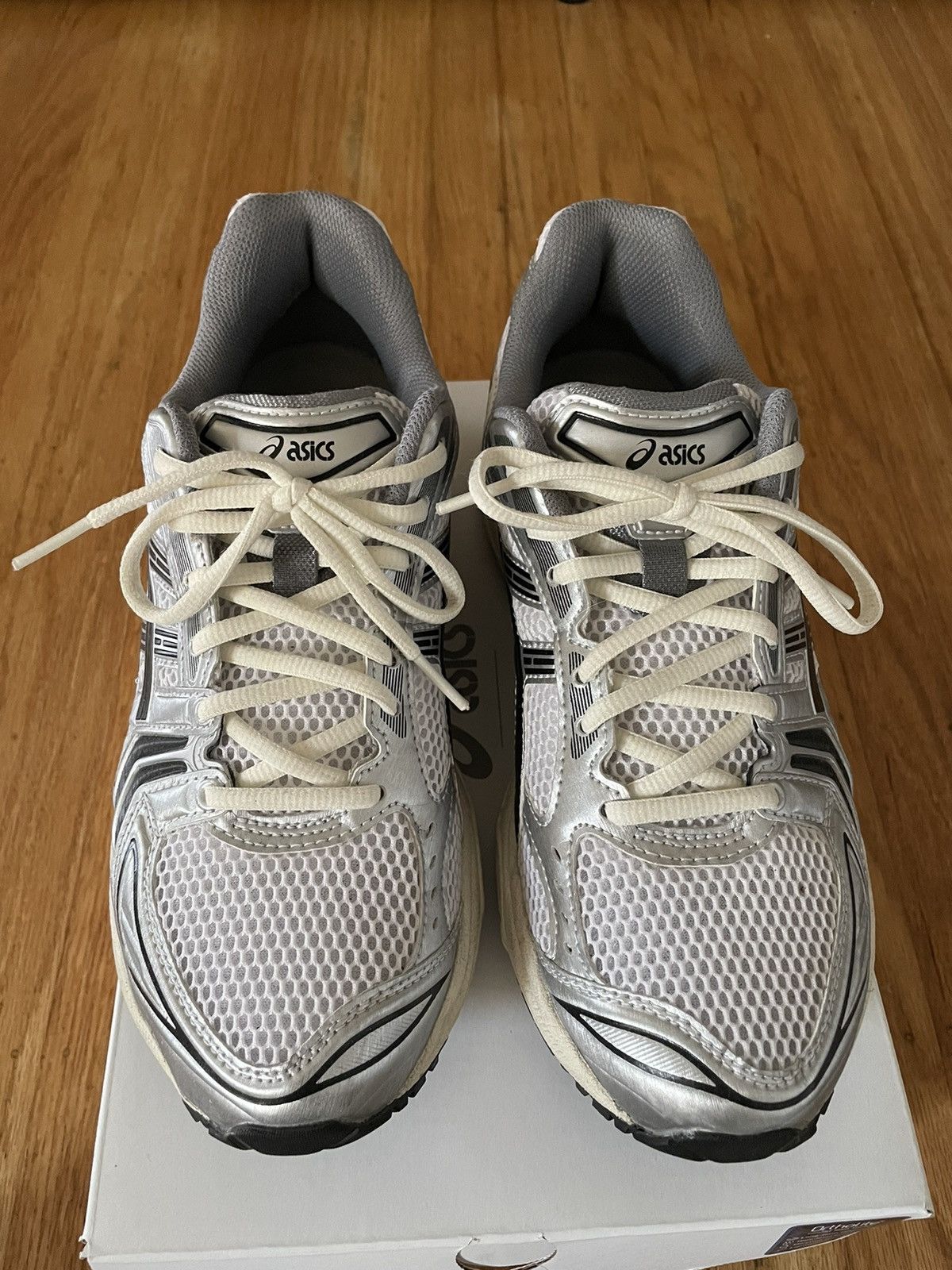 Asics × JJJJound Asics x Jjjjound Gel Kayano 14 sz 8 Silver White Black Size US 8 / EU 41 - 3 Thumbnail