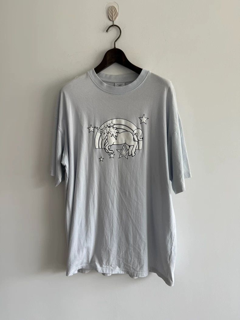 Vetements vetements Unicorn Blue Short Sleeve Size US S / EU 44-46 / 1 - 1 Thumbnail