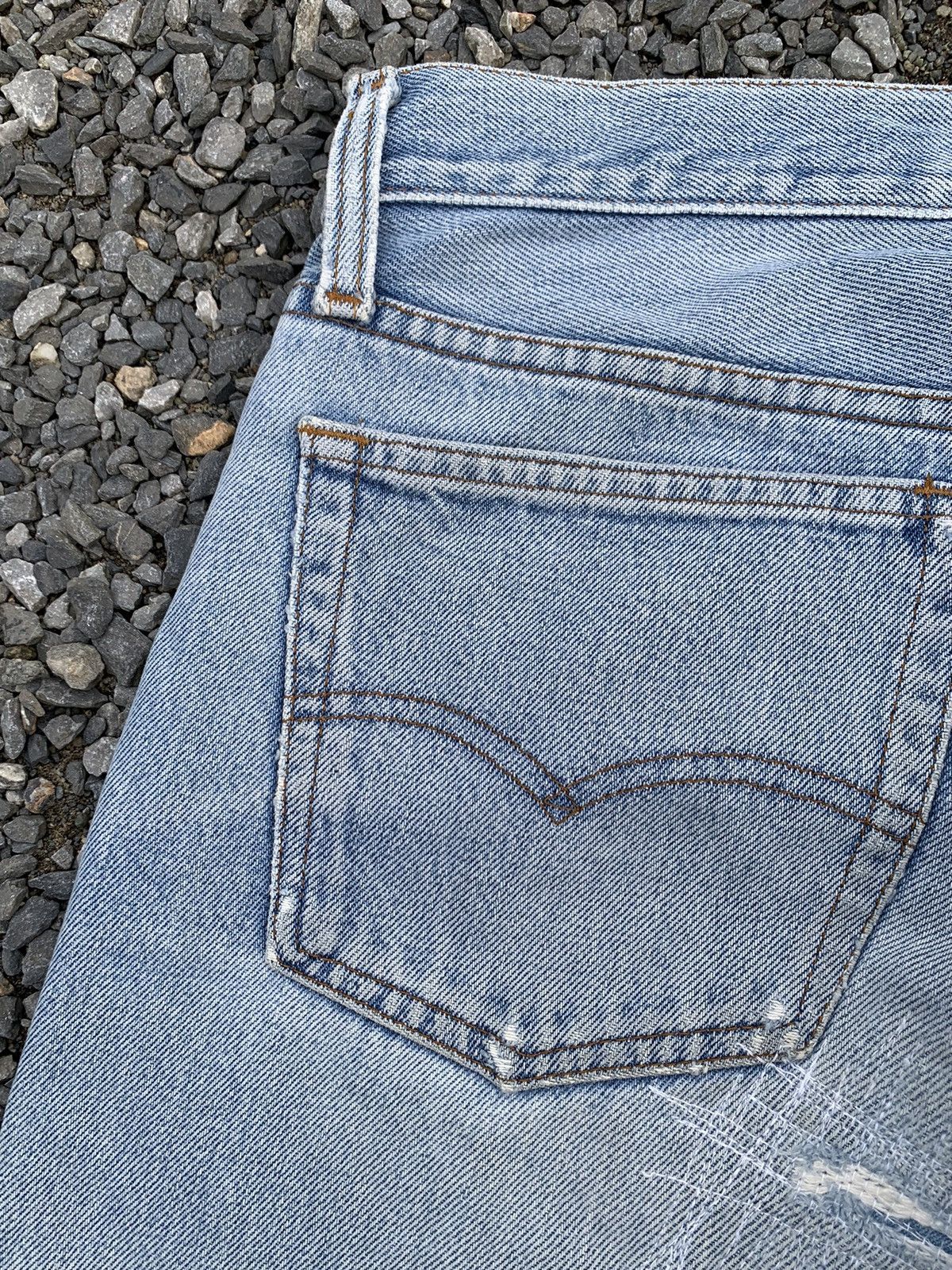 Levi's VINTAGE LEVIS 501 RINDEM 80’s USA FADED DISTRESSED DENIM Size US 29 - 12 Thumbnail