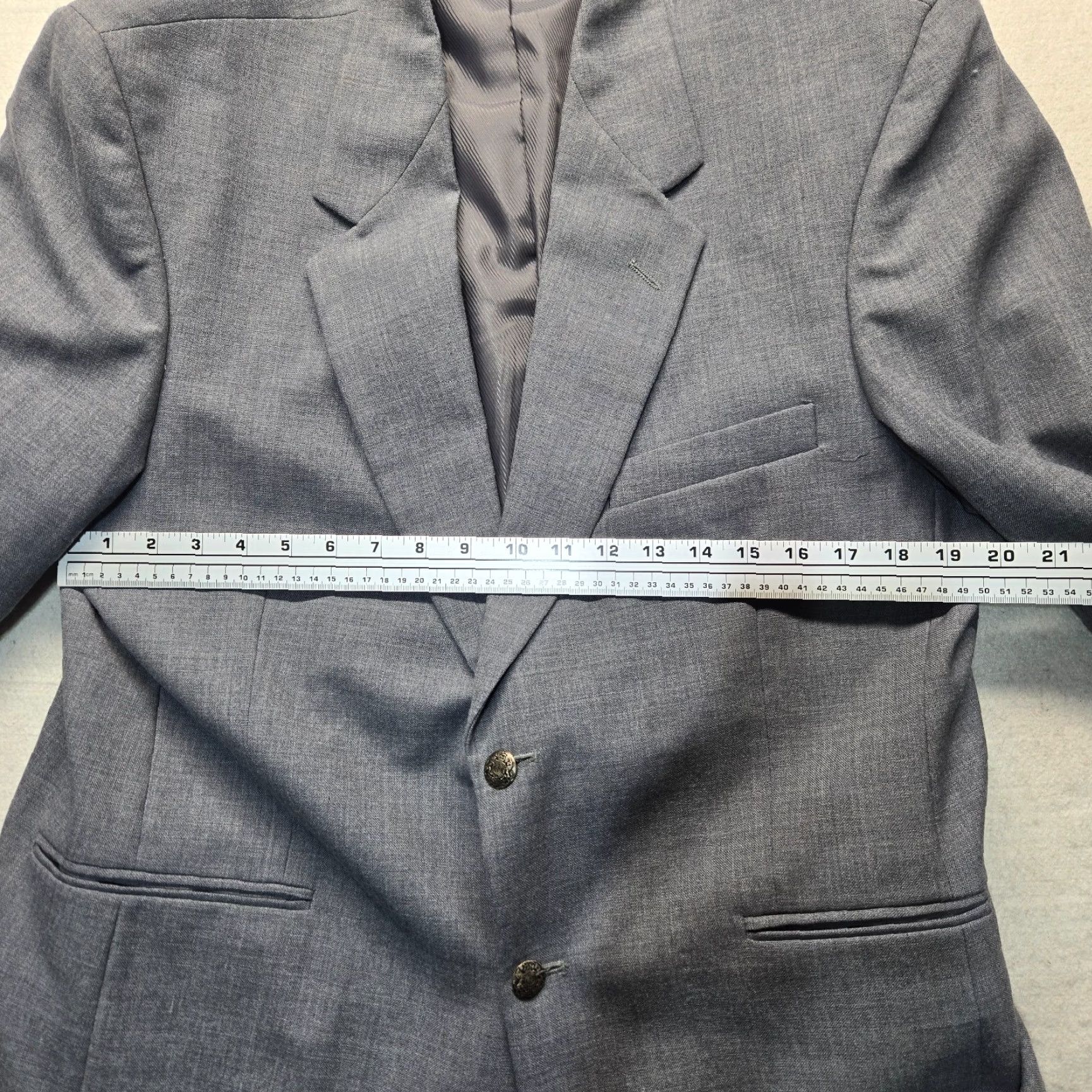 Vintage Vintage Hamrick’s Gray Suit Jacket Men’s Size 44S Two-Button Business Casual 90s Size 44R - 7 Thumbnail