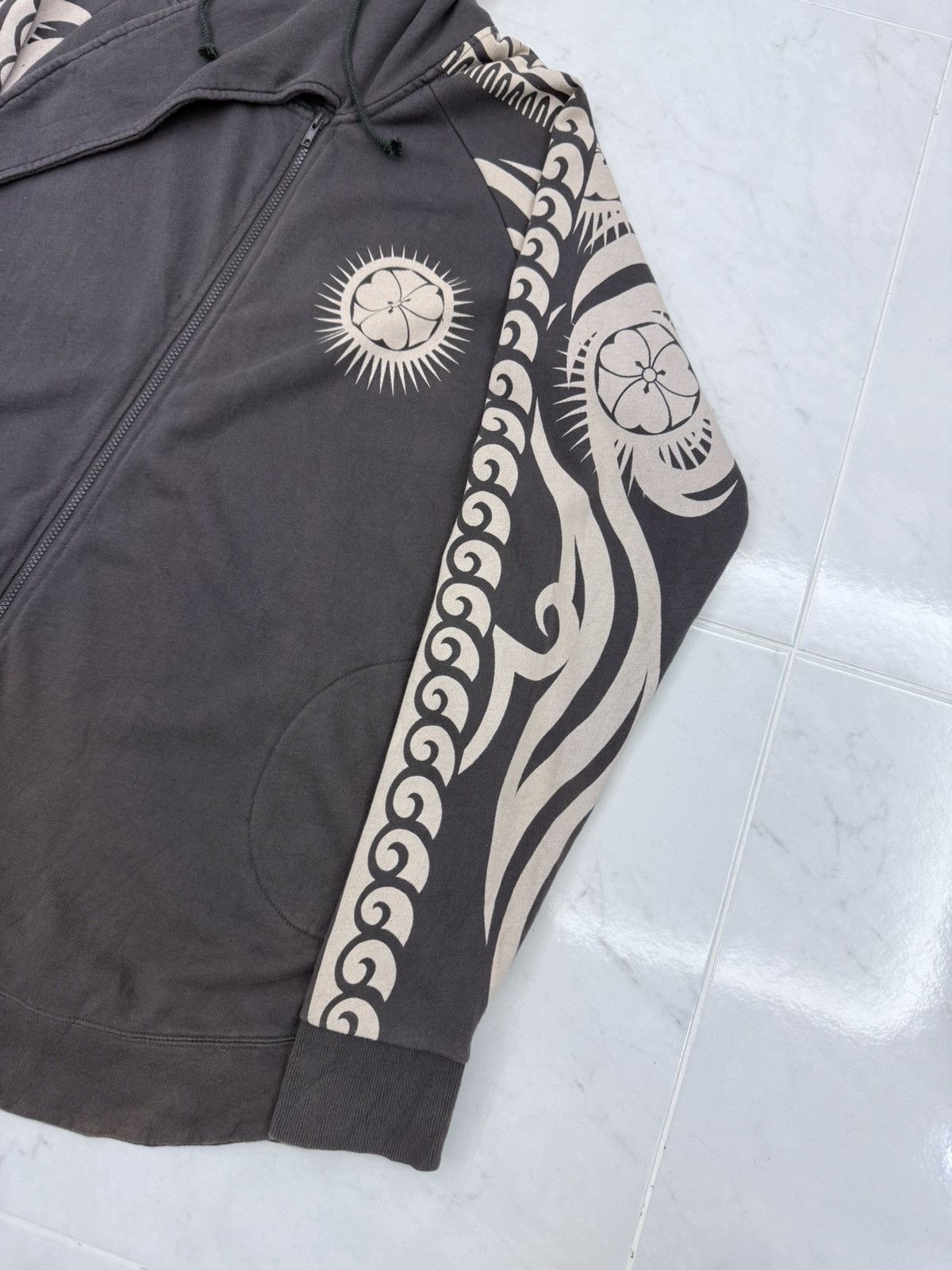 Japanese Brand Vtg Japanese Oriental Fullprint Asymmetrical Ninja Hoodie Size US L / EU 52-54 / 3 - 3 Thumbnail