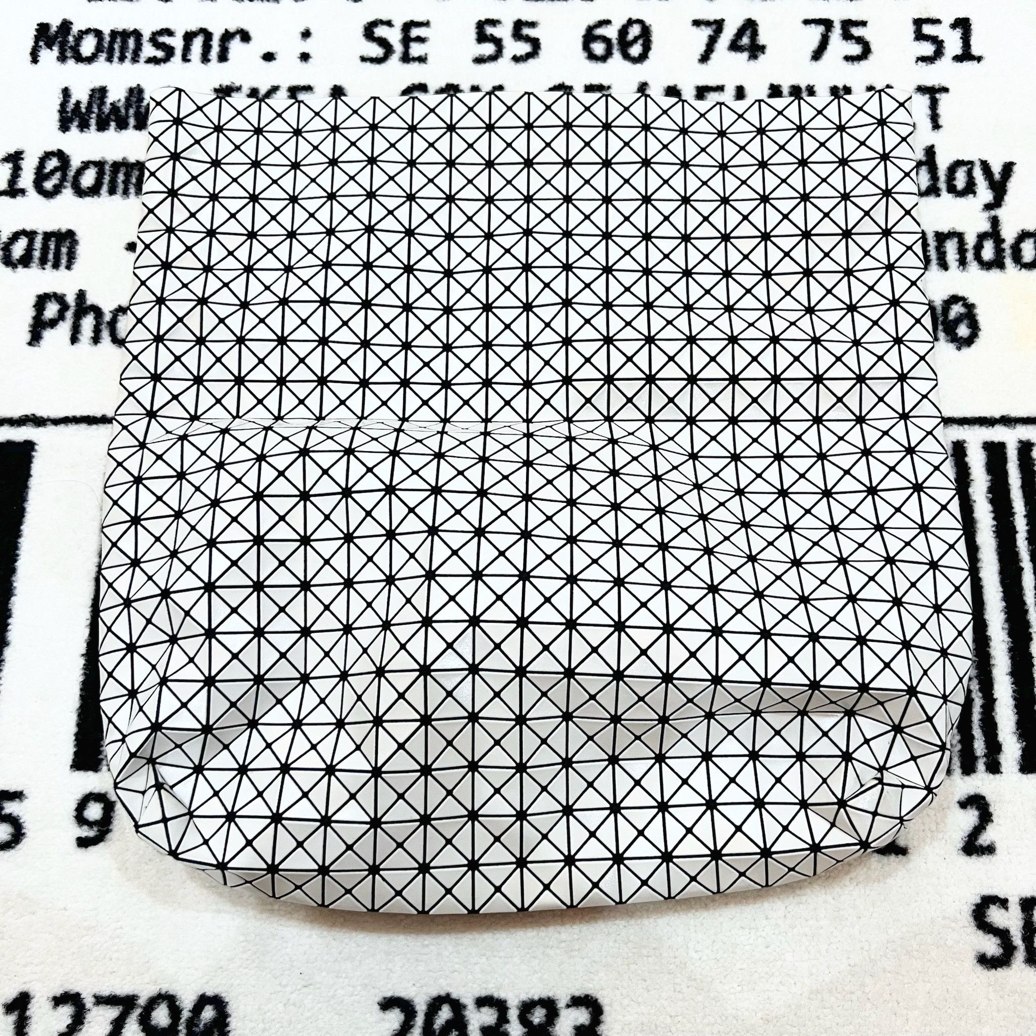 Issey Miyake Baobao Issey Miyake Made in Japan Lucent Tote Bag - White Size ONE SIZE - 5 Thumbnail