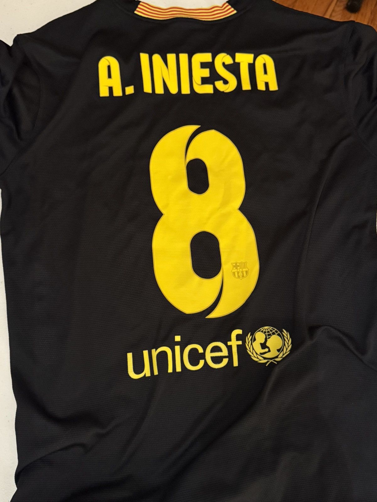 Nike Nike Fc Barcelona away jersey black 2013 Andres Iniesta 8 Size US M / EU 48-50 / 2 - 3 Thumbnail