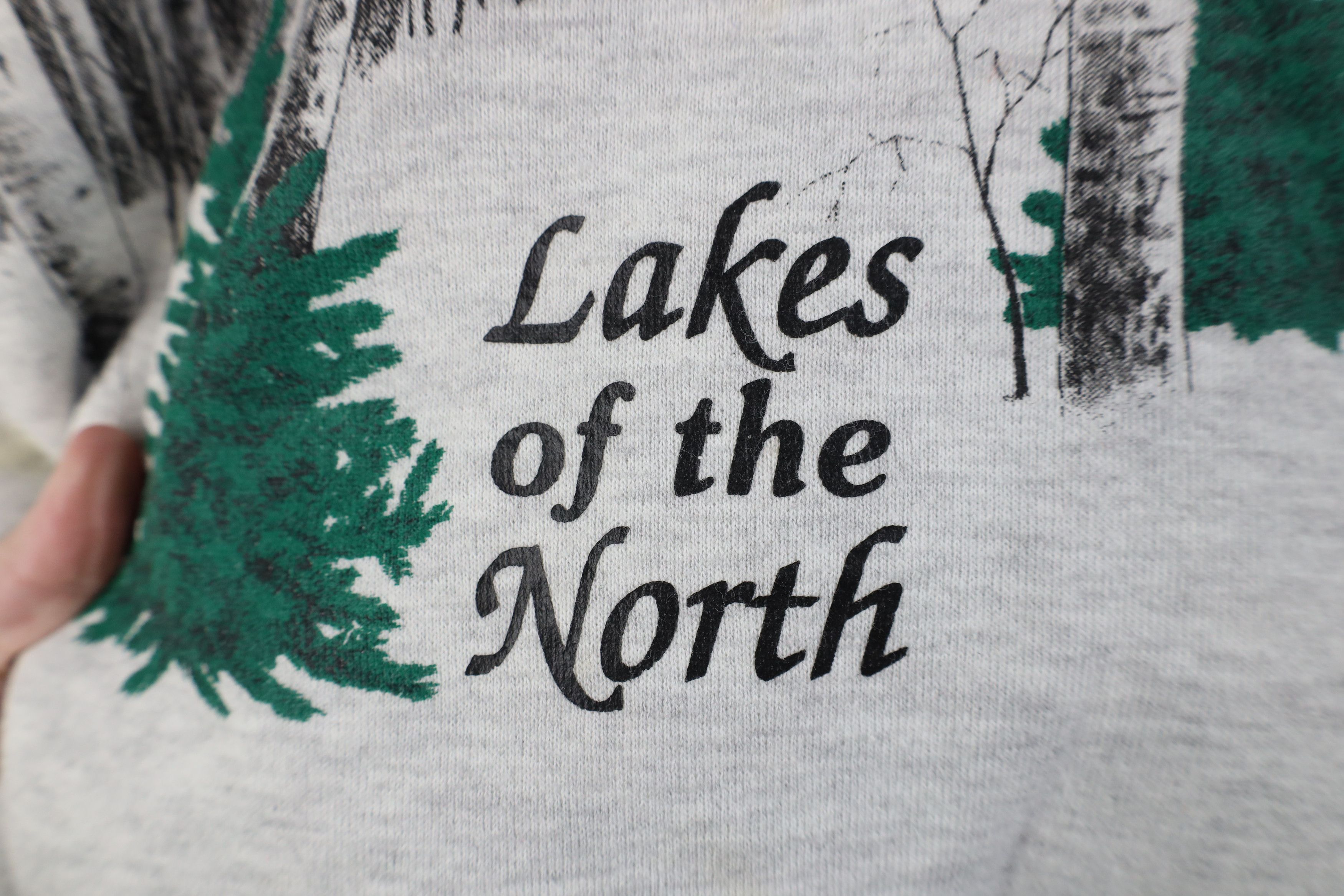 Vintage Vintage 90s Streetwear Lakes of the North Sweatshirt USA Size L / US 10 / IT 46 - 5 Thumbnail