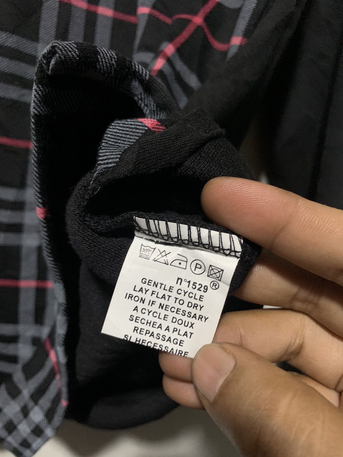 Burberry Vintage Burberry London black novacheck longsleeve polos Size US M / EU 48-50 / 2 - 6 Thumbnail