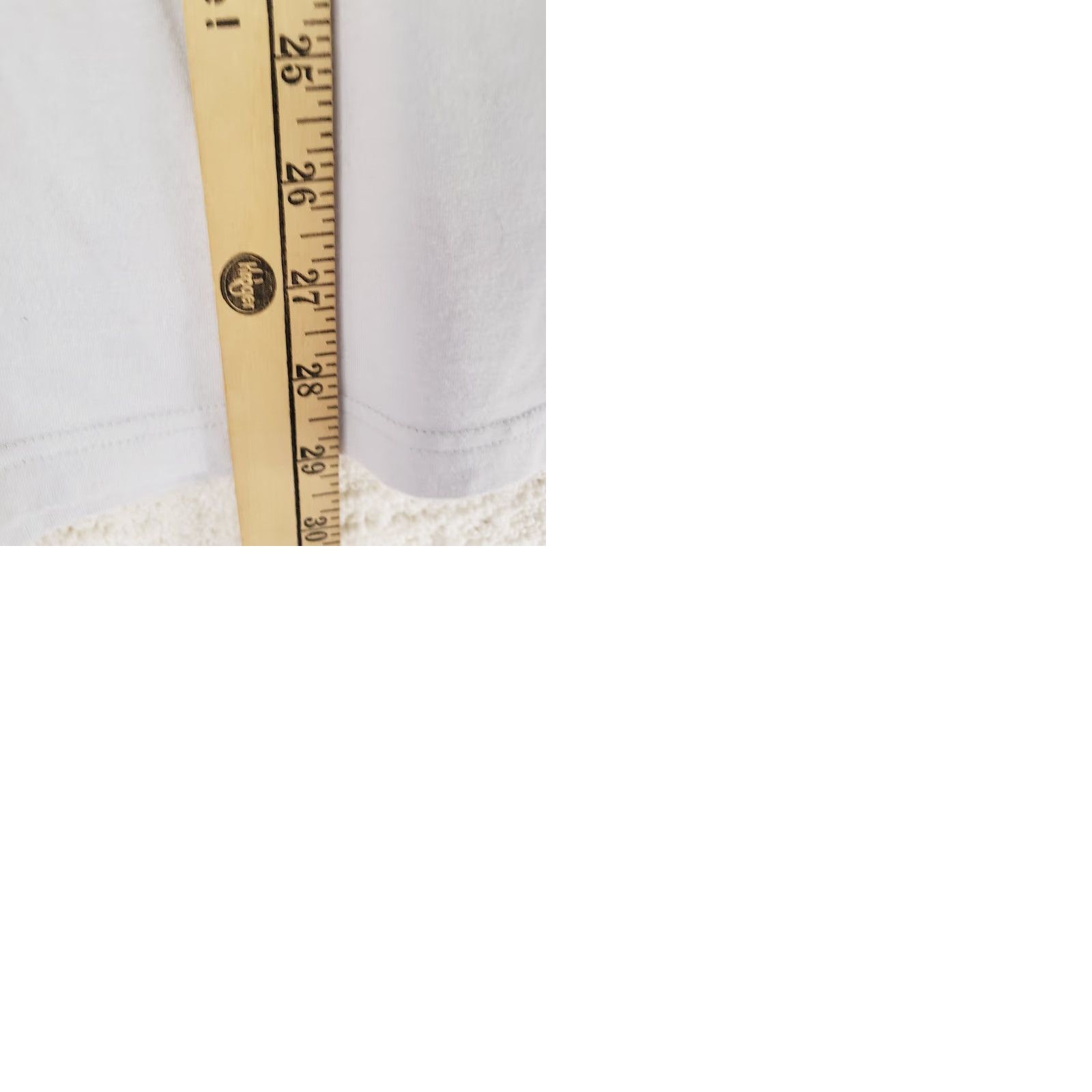 Under Armour UNDER ARMOUR Mens L Short Sleeve HeatGear Shirt Loose Fit Deer Rack White Shirt Size US L / EU 52-54 / 3 - 9 Thumbnail