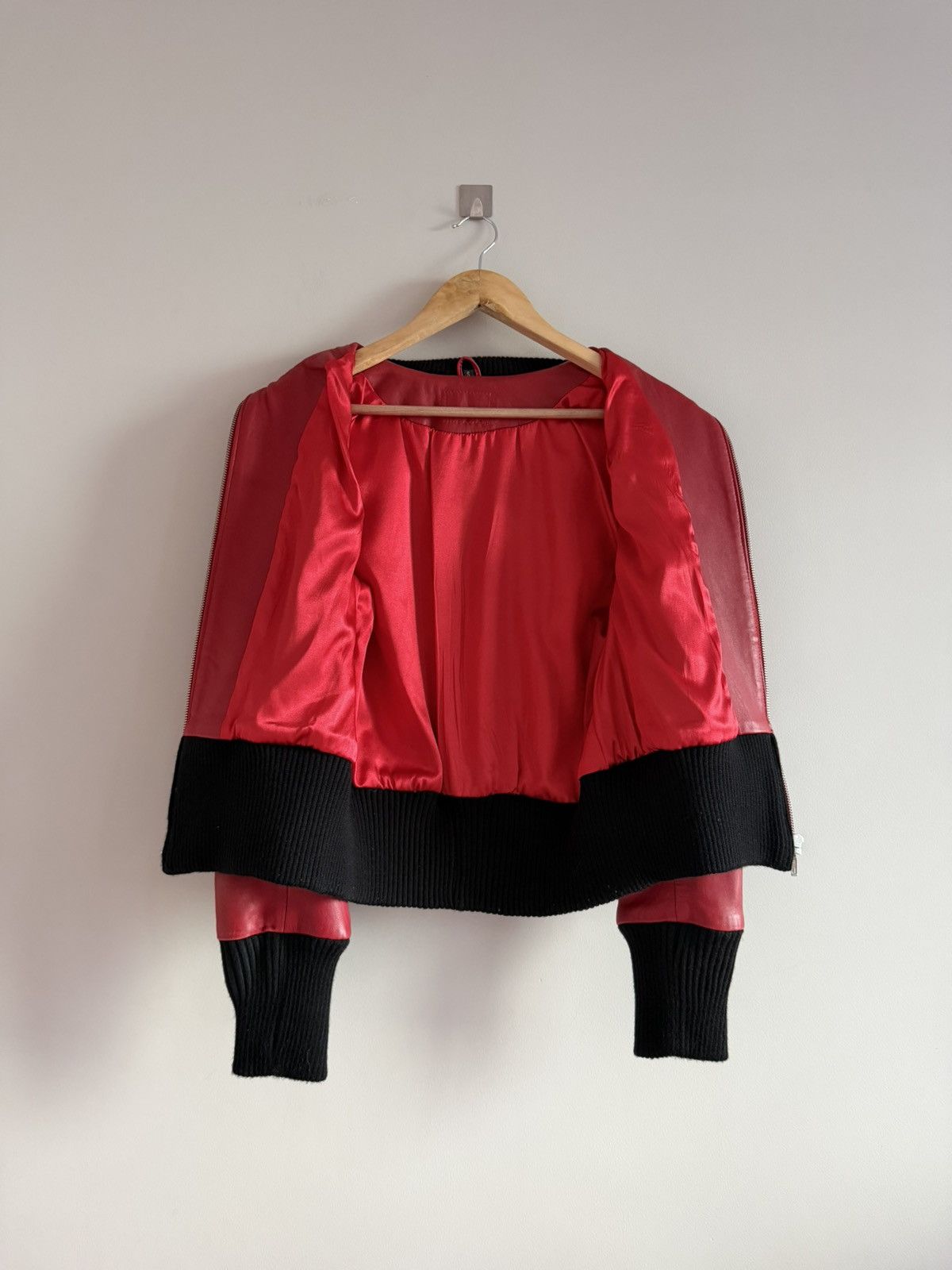 Japanese Brand Red Leather Jacket High Neck Pearl Sheen Strap Detail Size S / US 4 / IT 40 - 9 Thumbnail