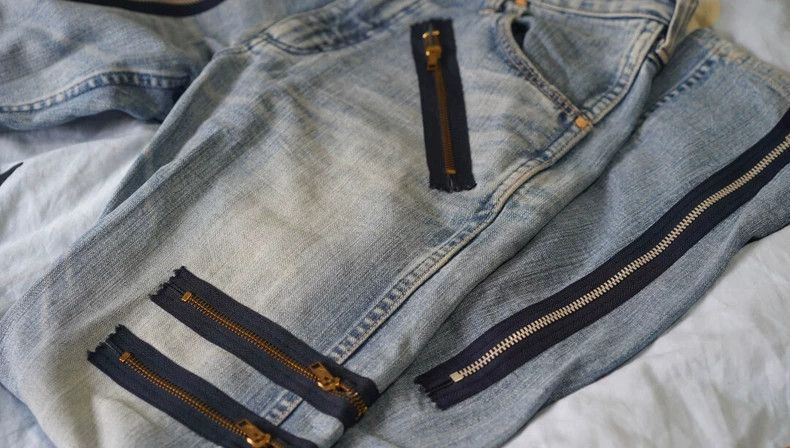 Number (N)ine Number (N)ine Asymmetrical multi-zipper jeans 2503-Nextarro Size US 30 / EU 46 - 1 Thumbnail