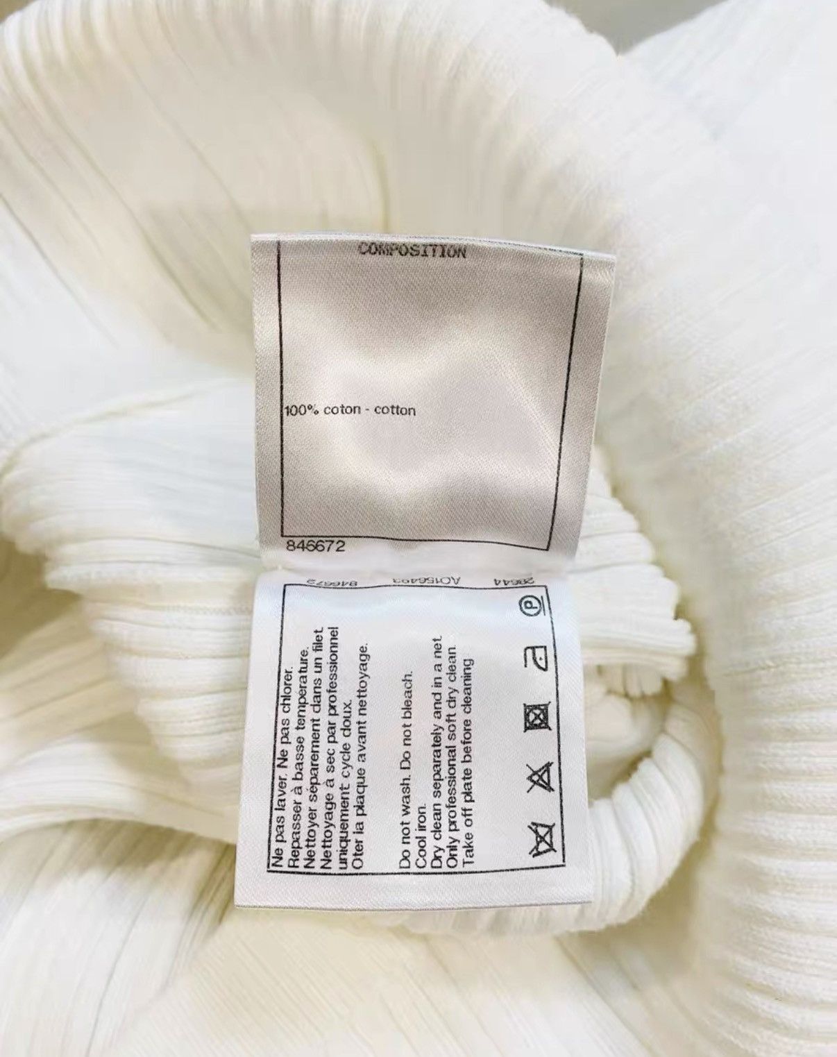 Chanel Chanel F36 White Logo Knit T-Shirt J33 Size XS / US 0-2 / IT 36-38 - 6 Thumbnail