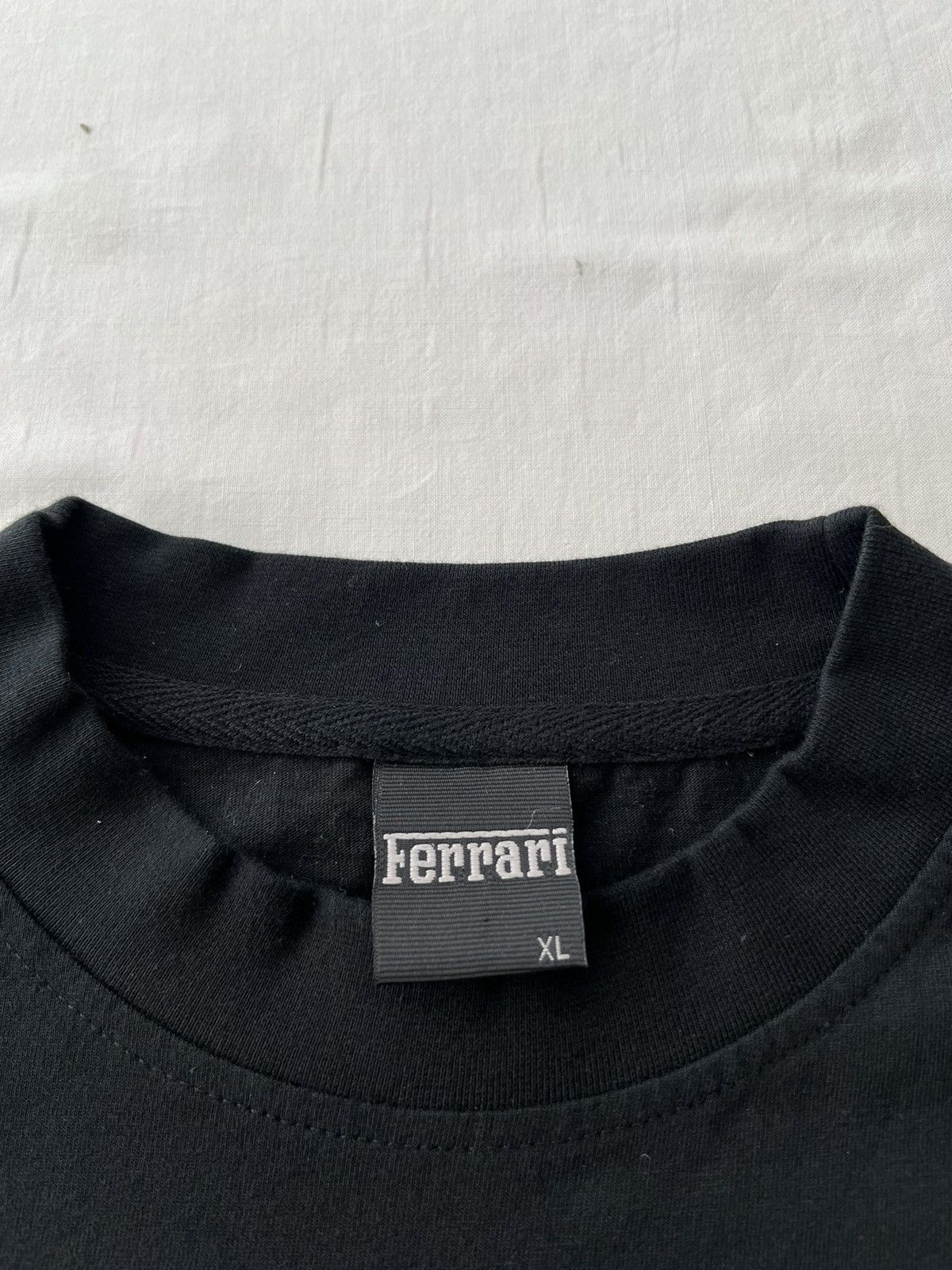 Ferrari Vintage 1999 Ferrari Formula 1 F1 Racing Team Black T-shirt Size US XL / EU 56 / 4 - 8 Thumbnail