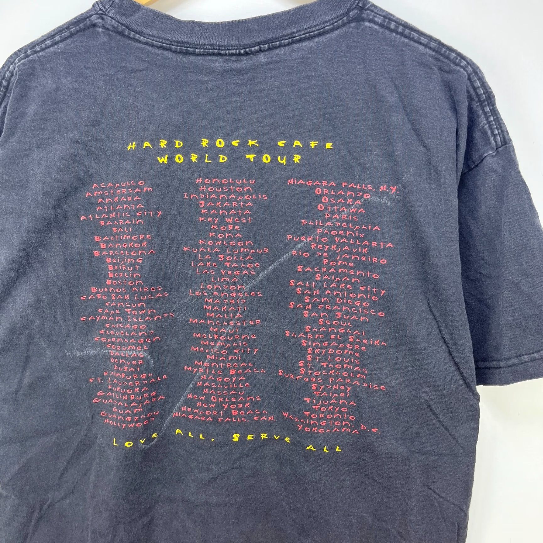 Hard Rock Cafe Vintage Hard Rock Cafe Toronto Sun Faded 90s Black XL T-Shirt User: Vintage Hard Rock Cafe Toronto Sun Faded 90s Black XL T-Shirt Size US XL / EU 56 / 4 - 4 Thumbnail