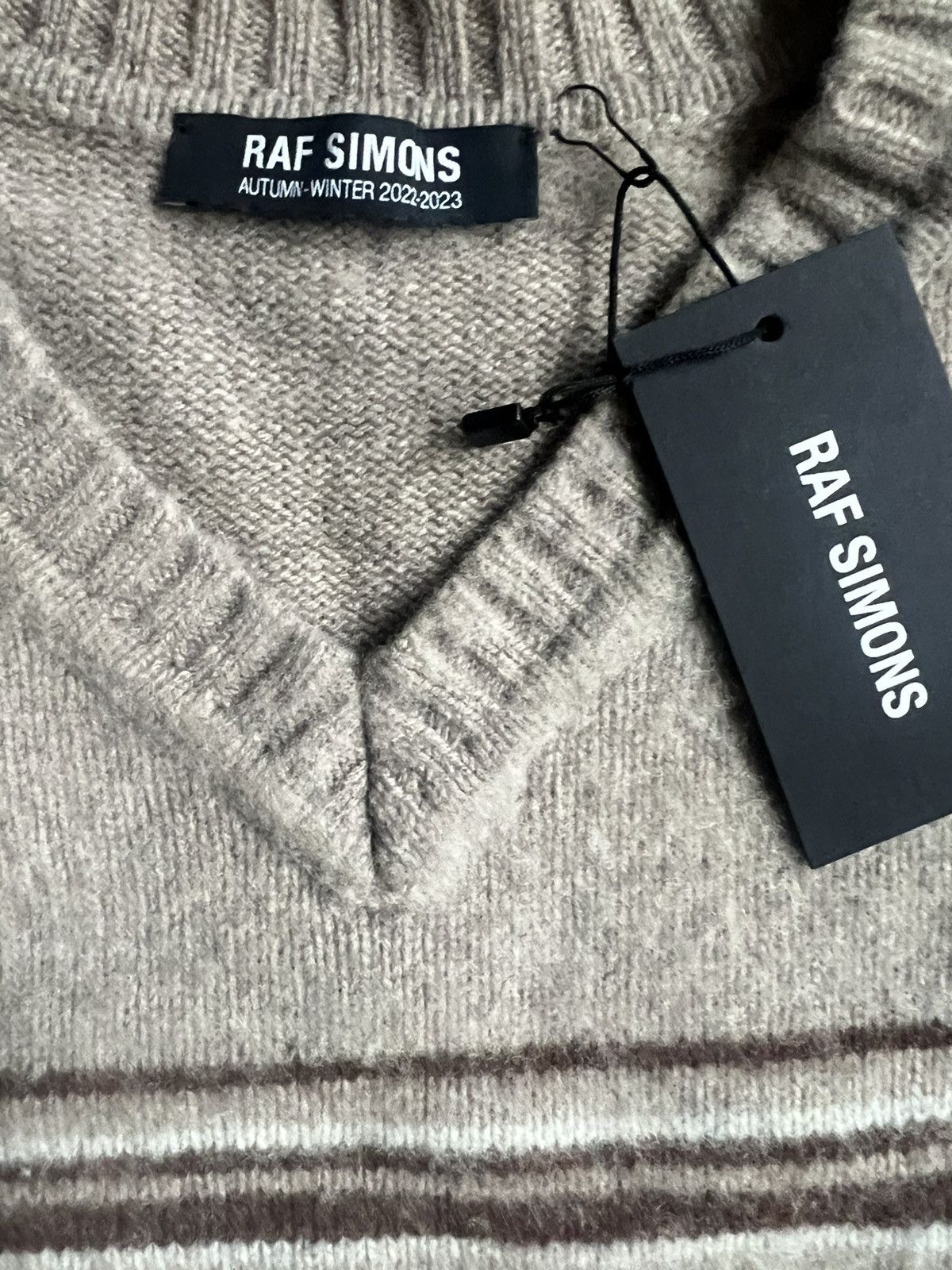 Raf Simons A/W22 Brown Wool Striped Logo Badge Knitted Sweathirt Size US M / EU 48-50 / 2 - 6 Thumbnail