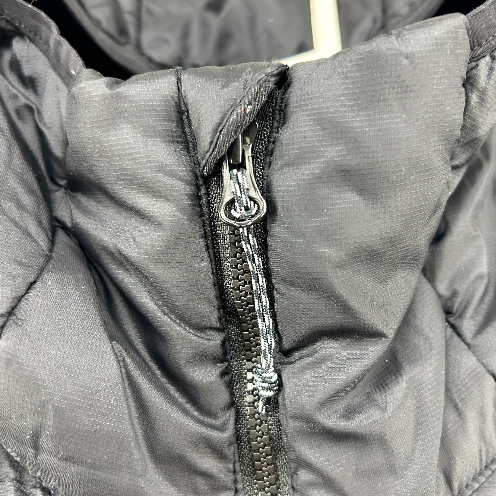 Mountain Hardwear Mountain Hardwear Jacket Mens M Black Puffer Hooded Full Zip Down Polyester Jacket Size US M / EU 48-50 / 2 - 4 Thumbnail