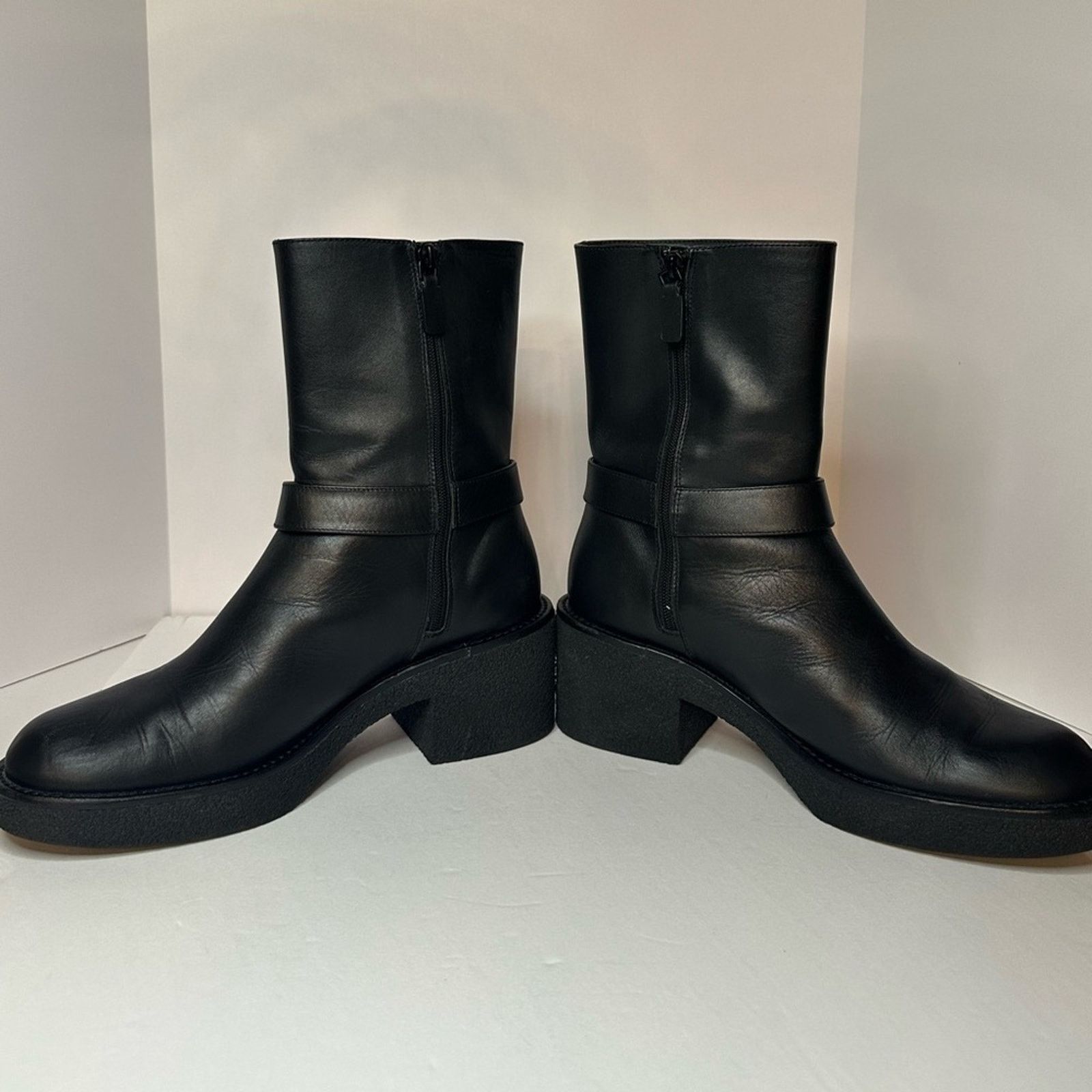 Stuart Weitzman Mountain Buckle Ankle Boots US 11 EU 41.5 Black Leather Size US 11 / IT 41 - 11 Thumbnail