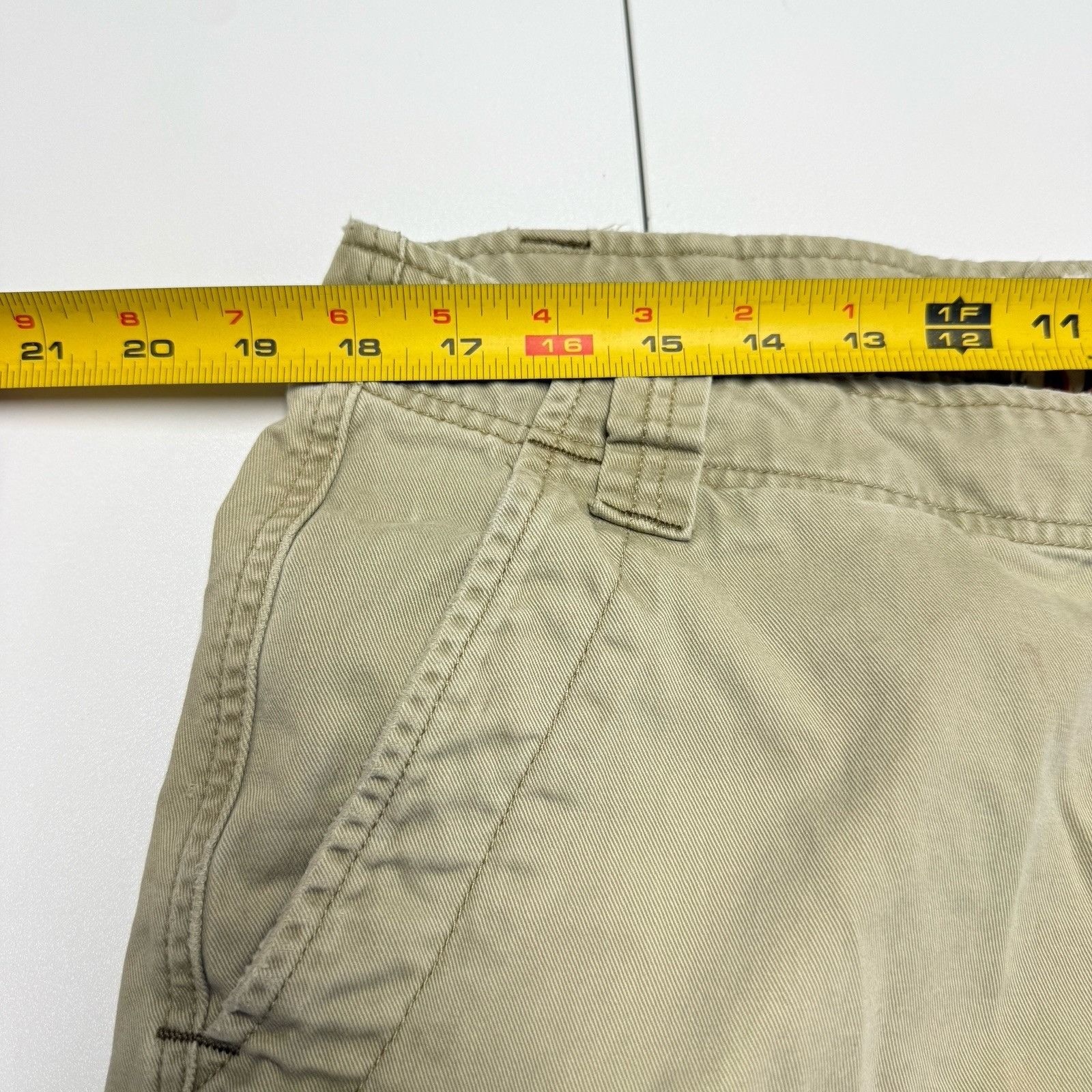 Fox Racing Fox Racing Deluxe Cargo Shorts Mens 36 (37x10) Beige Y2K Size US 36 / EU 52 - 13 Thumbnail