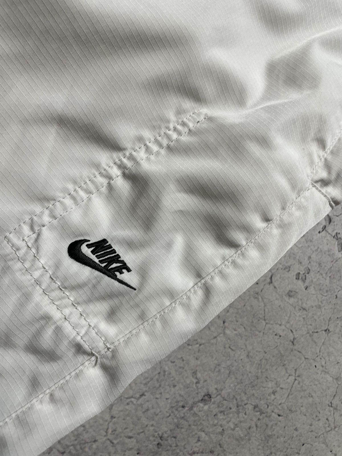 Nike × Vintage Vintage Nike Air TN Swoosh Drill Nylon Shorts Size US 32 / EU 48 - 3 Thumbnail