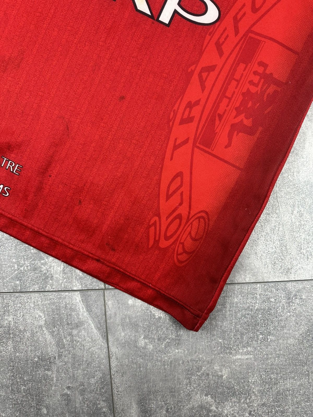 Umbro Umbro Manchester United 1996/98 Home Soccer Jersey Size US XS / EU 42 / 0 - 2 Thumbnail