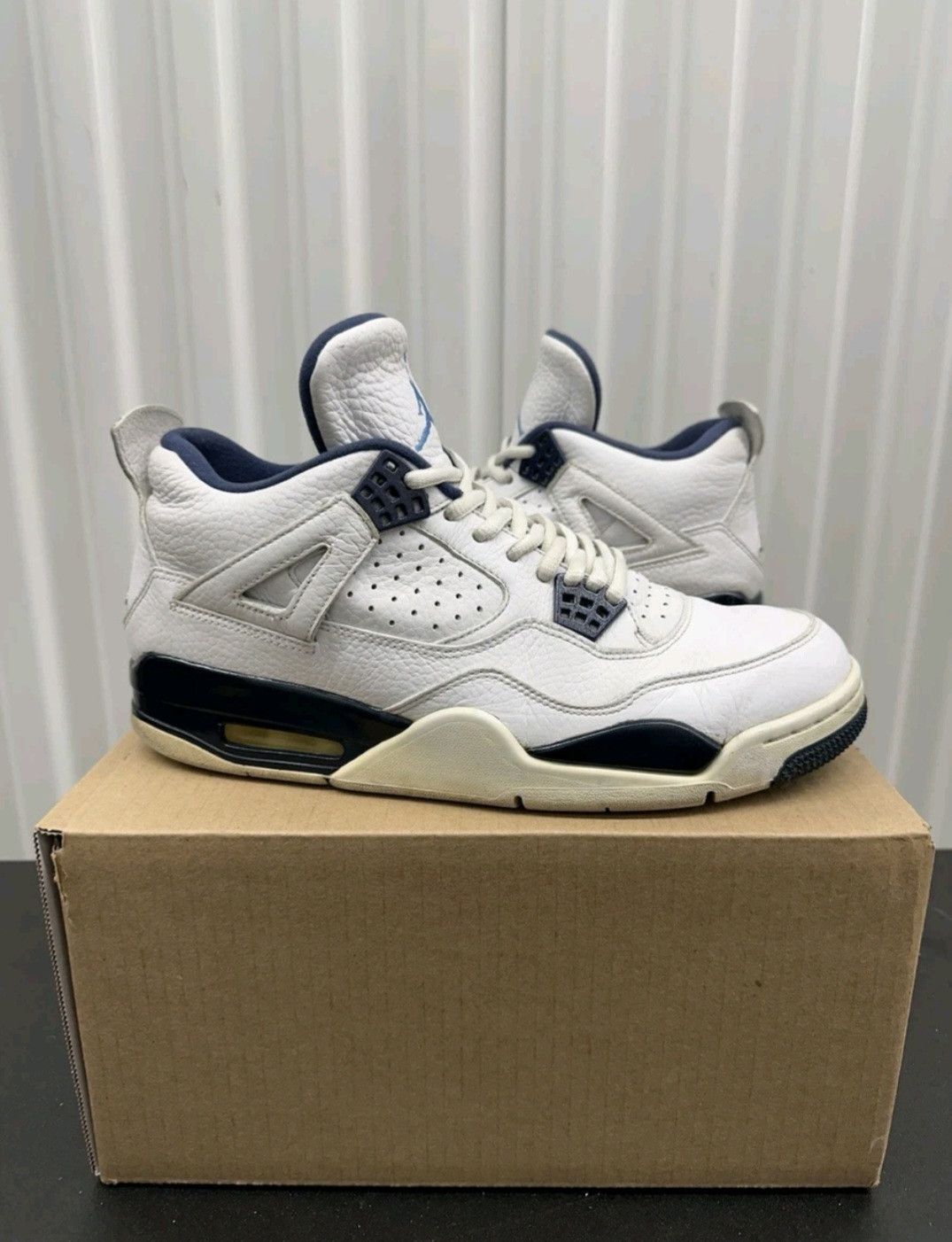 Jordan Brand Nike Air Jordan Retro 4 Legend Blue Columbia Size 10 Men Size US 10 / EU 43 - 1 Thumbnail