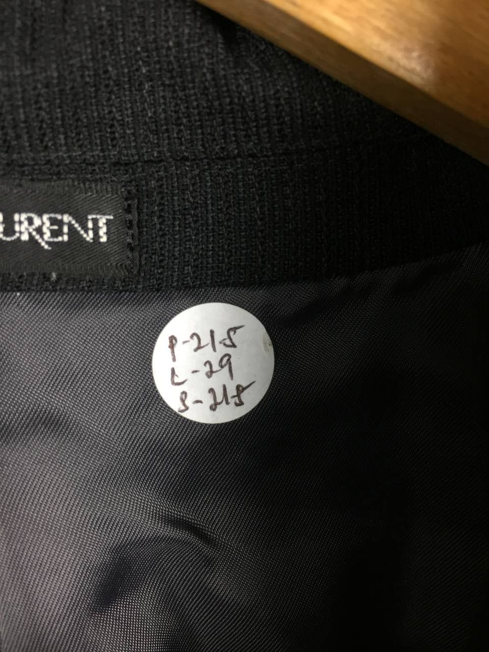 Yves Saint Laurent Vtg Yves Saint Laurent Pour Homme Classic Two-Button Blazer Size US L / EU 52-54 / 3 - 16 Thumbnail