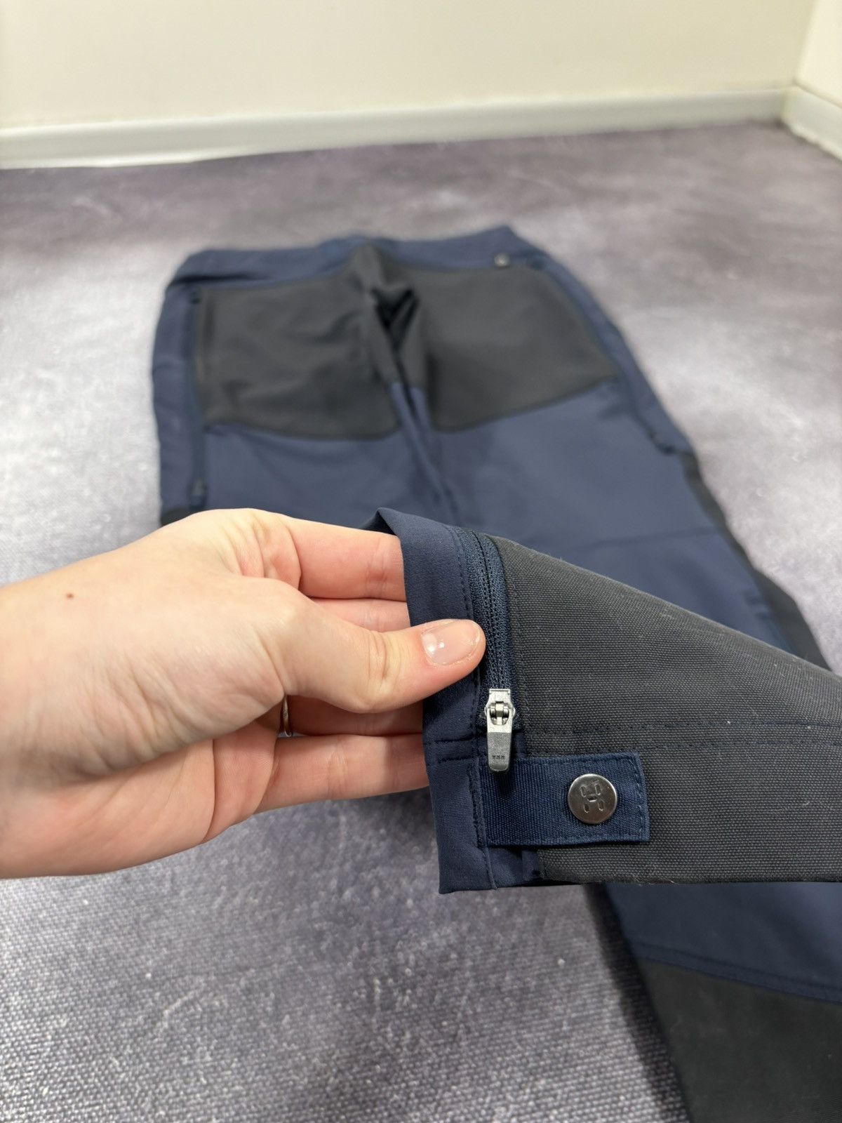 Haglofs Haglofs Women’s Rugged Standard Outdoor Hiking Pants Size 30" / US 8 / IT 44 - 15 Thumbnail