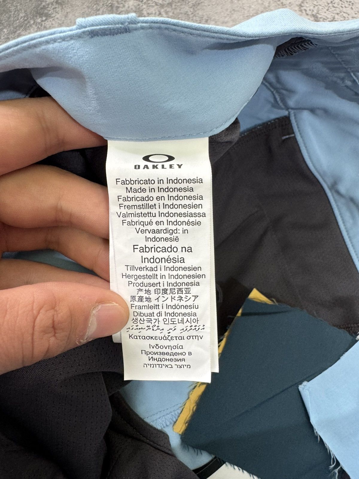 Oakley NEW Y2K Oakley Track Pants light blue Size US 34 / EU 50 - 9 Thumbnail