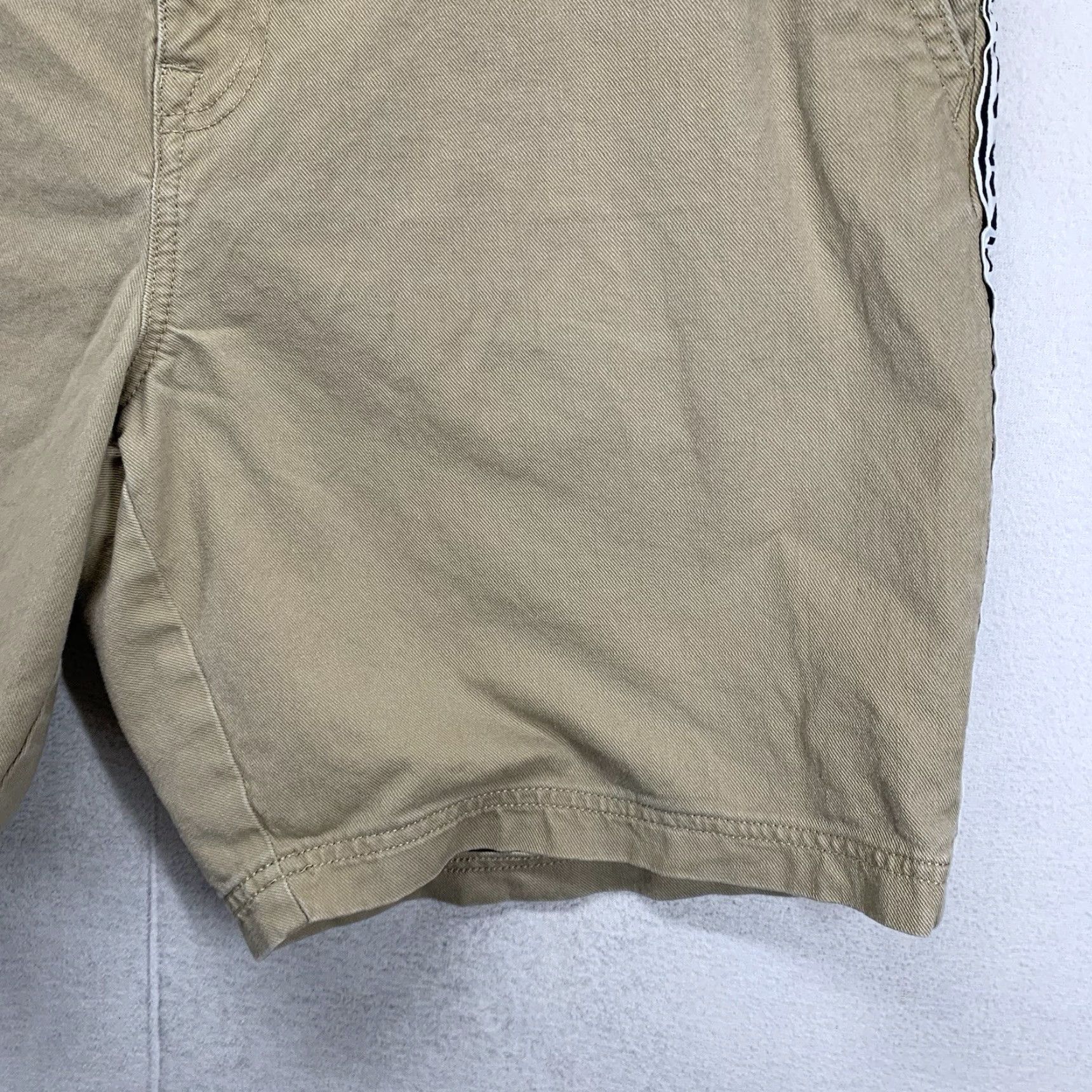 Tommy Hilfiger Tommy Hilfiger Cargo Shorts Men 36 Beige High Rise Baggy Casual Retro Y2K Size US 36 / EU 52 - 7 Thumbnail