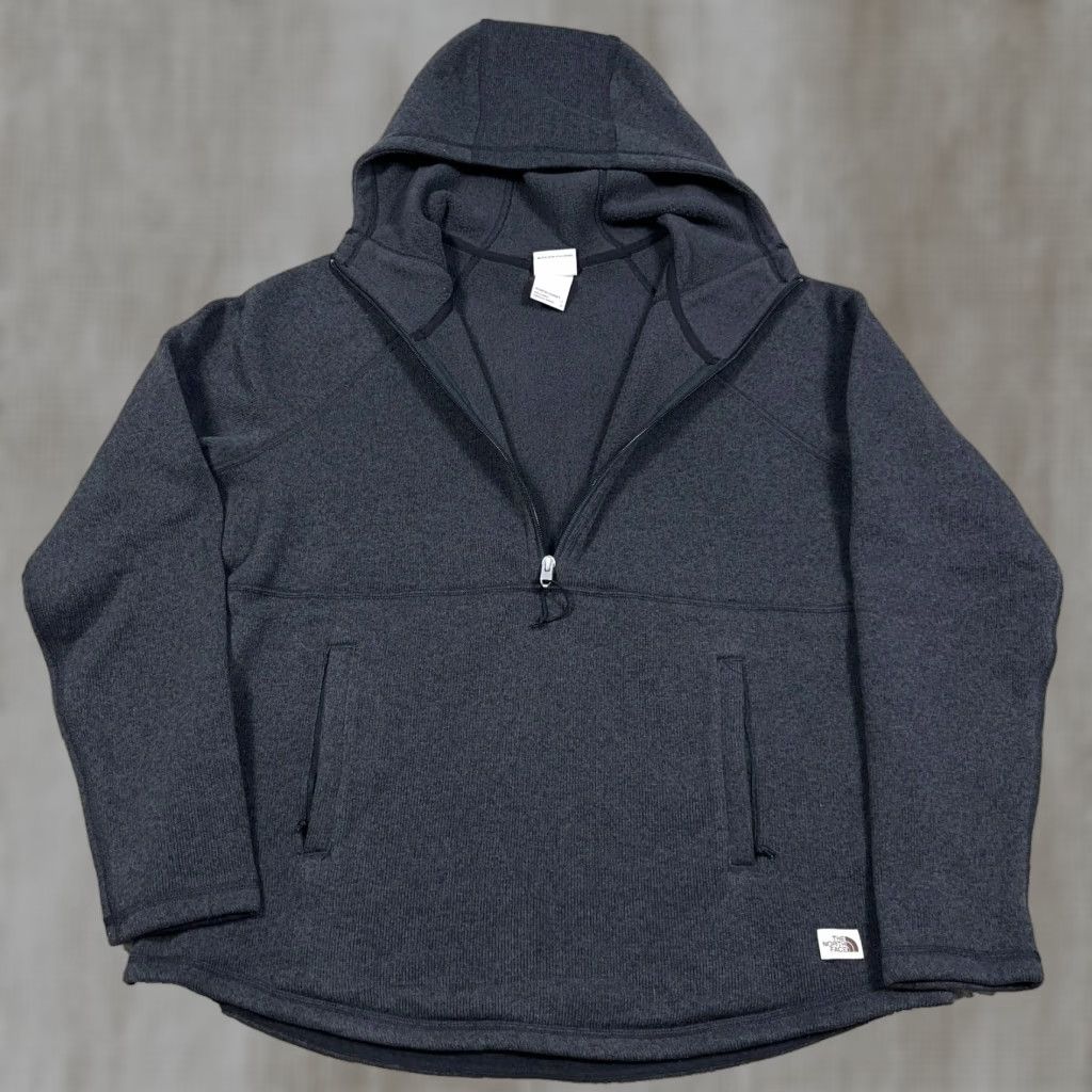 The North Face The North Face Sweater Women Large Gray Crescent Hoodie Pullover 1/2 Zip All Seasons Lightweight Fleece Size L / US 10 / IT 46 - 1 Thumbnail