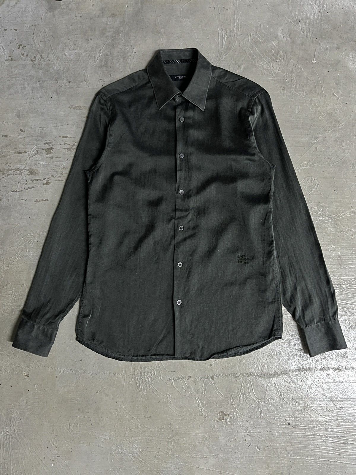 Givenchy SS2008 - Givenchy Men Black Silk Small Logo Button Up Shirt Size US M / EU 48-50 / 2 - 1 Thumbnail