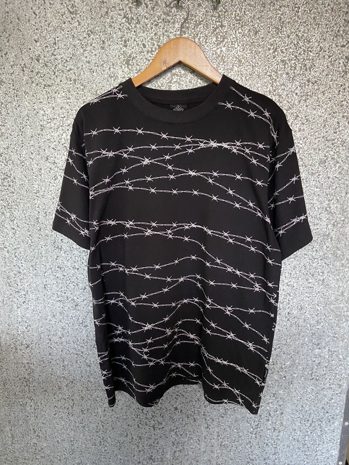 Japanese Brand Funky Boss t shirt Size US L / EU 52-54 / 3 - 1 Thumbnail