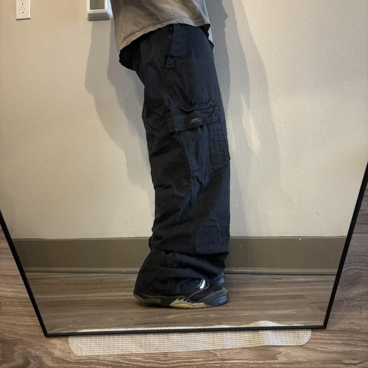 Vintage Crazy Vintage Y2K/2000s Baggy Black Skater Style Cargo Pants! 42x31 Size US 42 / EU 58 - 2 Thumbnail