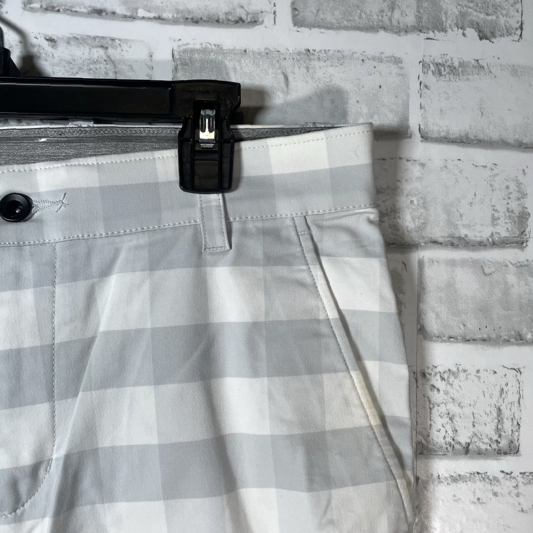 Nike Nike Dri Fit Checkered Golf Shorts Mens Size 30 Gray Chino Golf Mens Size US 30 / EU 46 - 2 Thumbnail