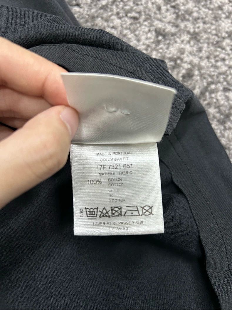 Givenchy Givenchy Shark short-sleeve DY8102 Size US S / EU 44-46 / 1 - 4 Thumbnail