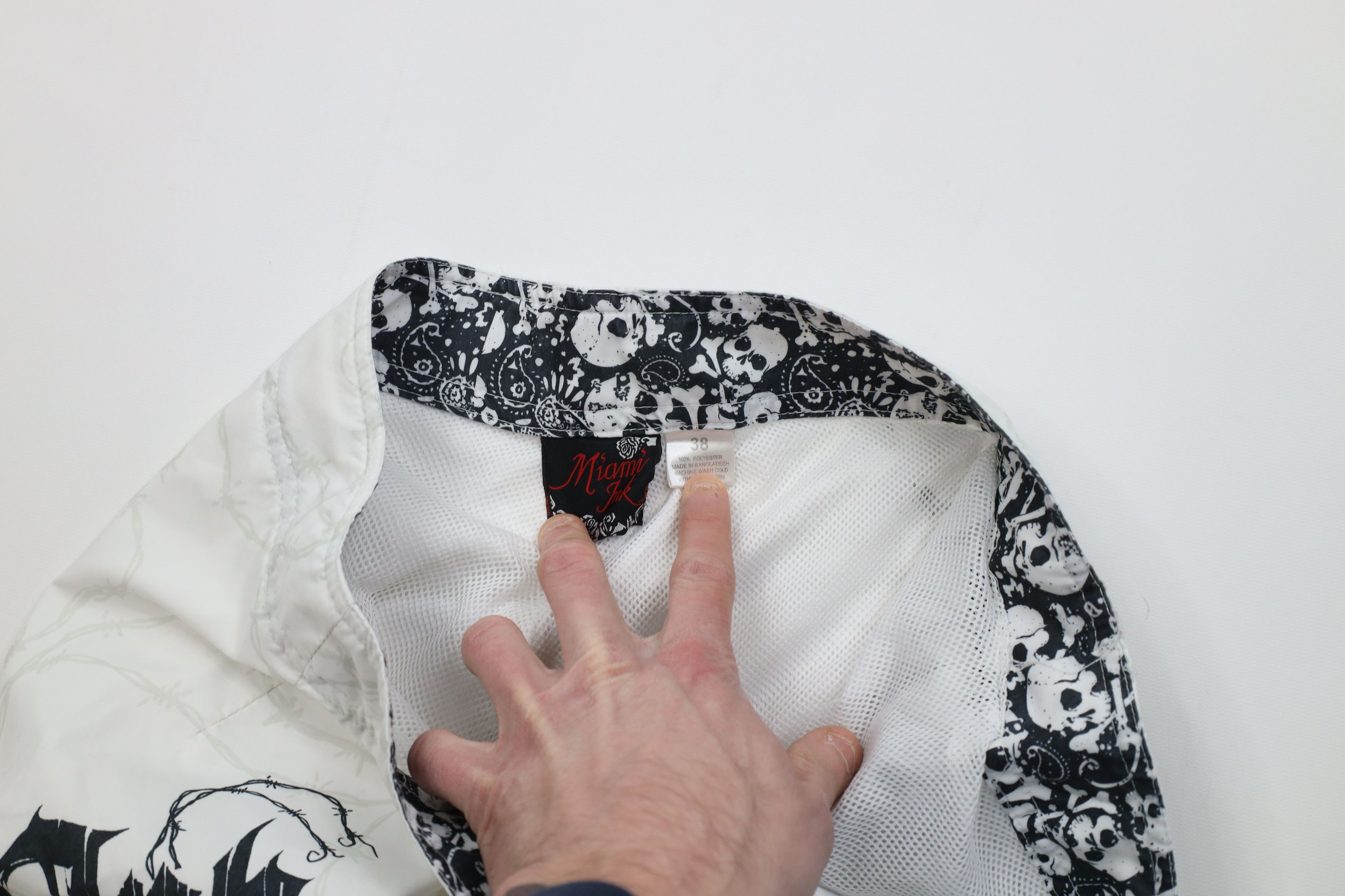 Vintage Vintage Y2K Streetwear Wire Skull Lined Board Shorts White Size US 36 / EU 52 - 8 Thumbnail
