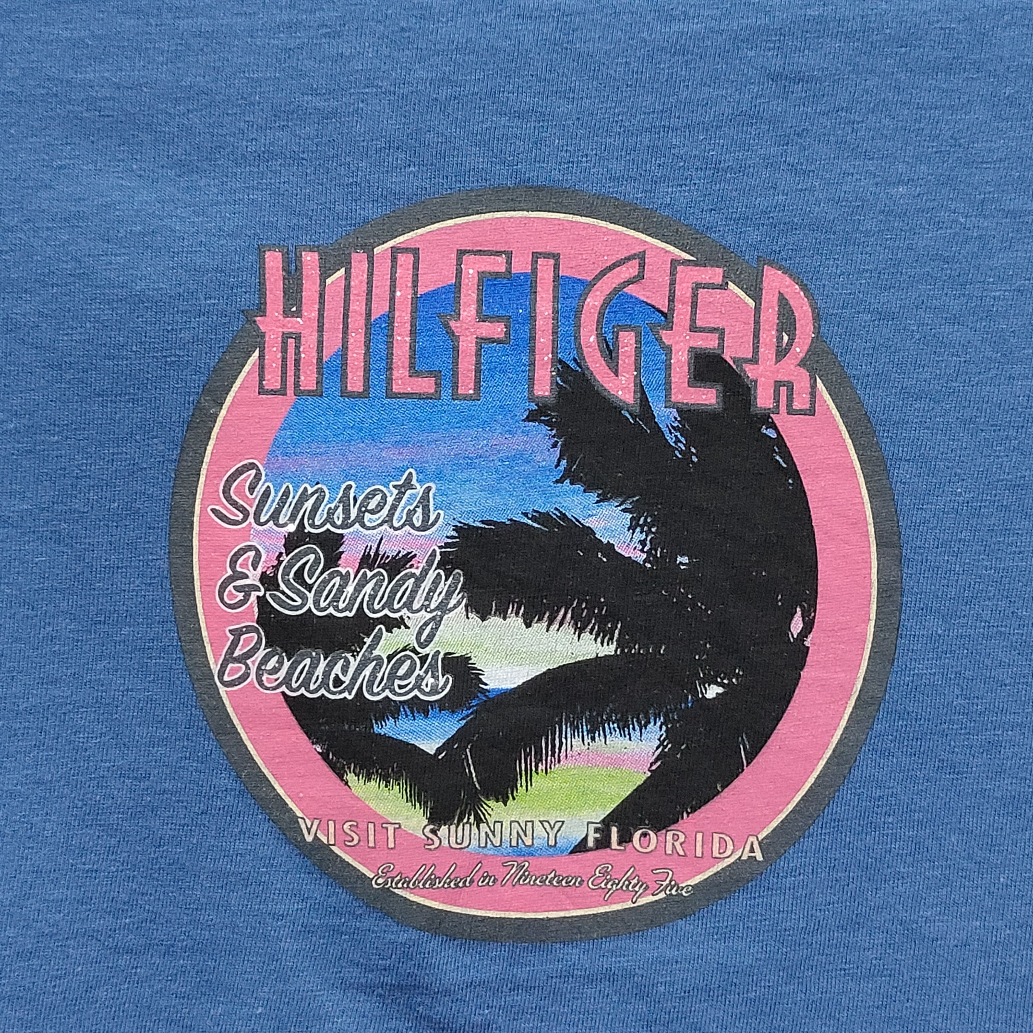 Tommy Hilfiger 🔥Vintage Y2K Tommy Hilfiger t-shirt Size ONE SIZE - 3 Thumbnail