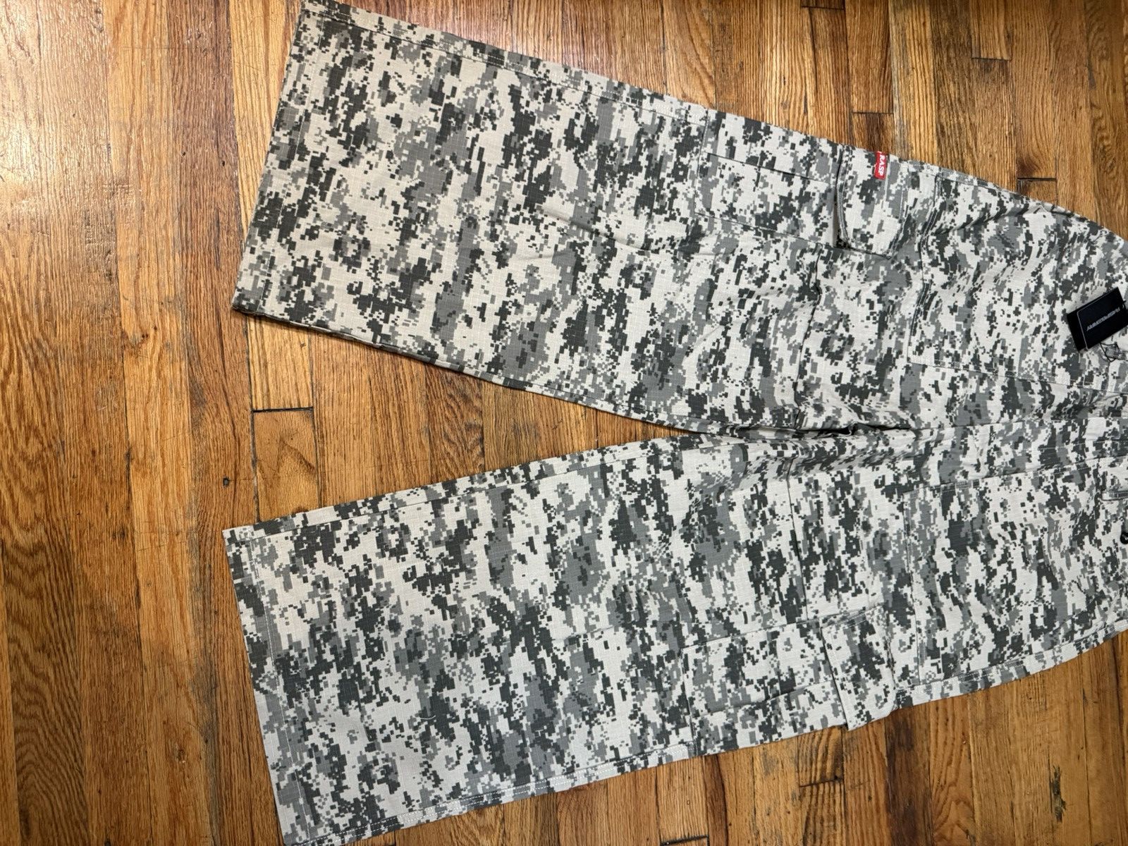 The GV Gallery The Gv Gallery Raspberry Hills Digital Camo Pants Digi Large Size US 36 / EU 52 - 3 Thumbnail