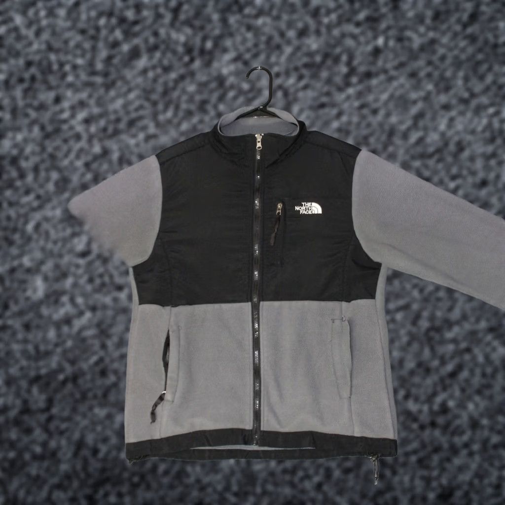 The North Face The North Face Denali Jacket Womens L Gray Black Polartec Full Zip Size L / US 10 / IT 46 - 1 Thumbnail