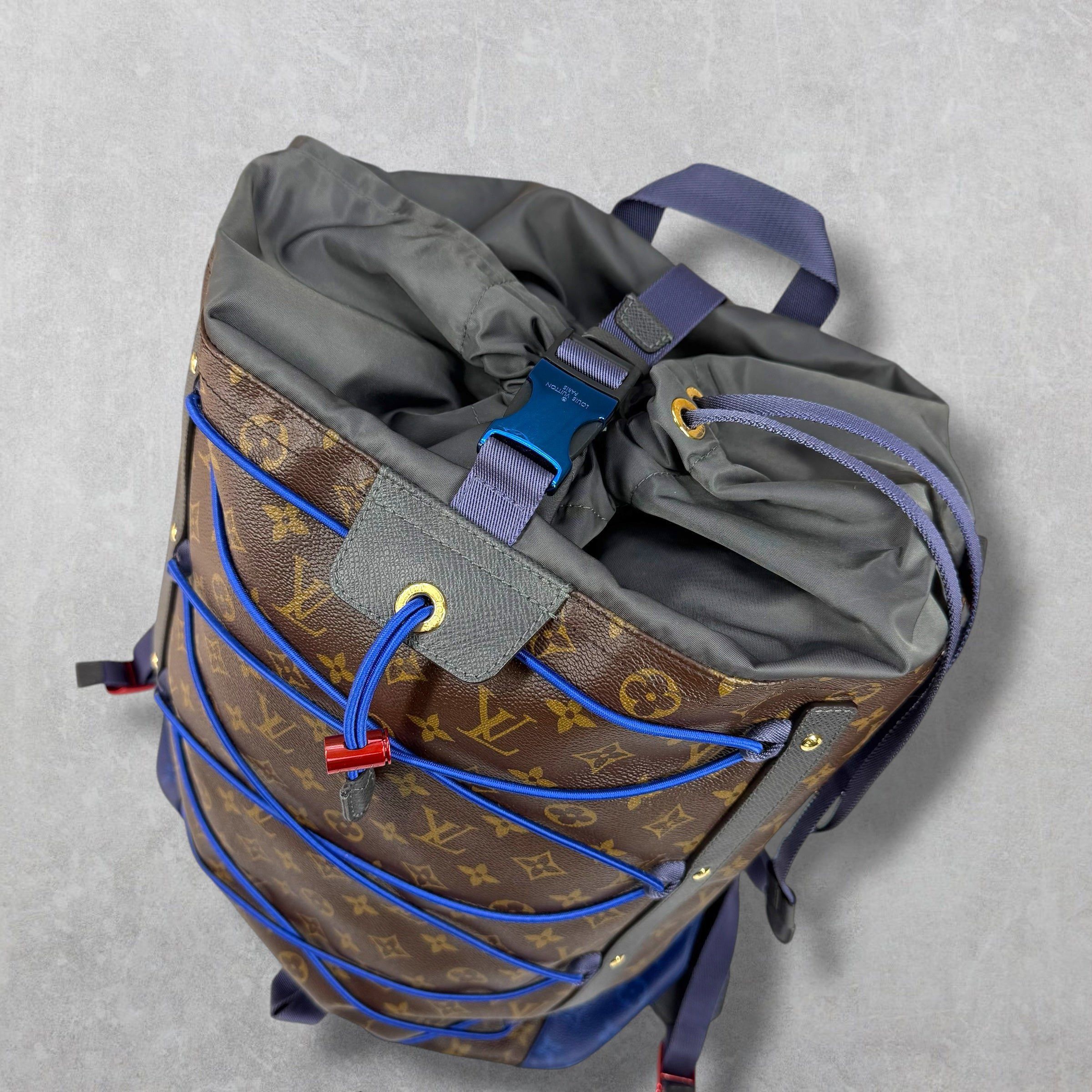 Louis Vuitton Louis Vuitton Pacific Outdoor Backpack Size ONE SIZE - 5 Thumbnail