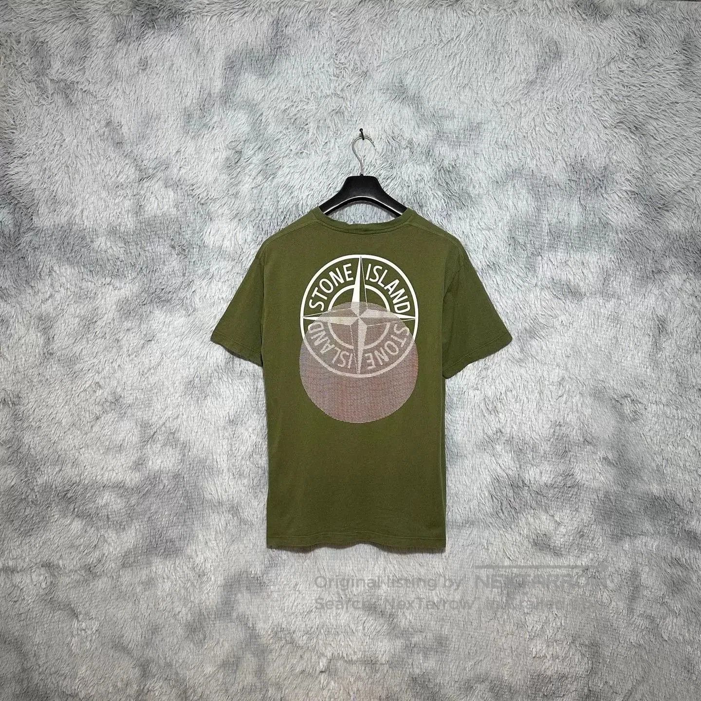 Stone Island Stone Island Large Back Logo T-Shirt. Size US XL / EU 56 / 4 - 1 Thumbnail