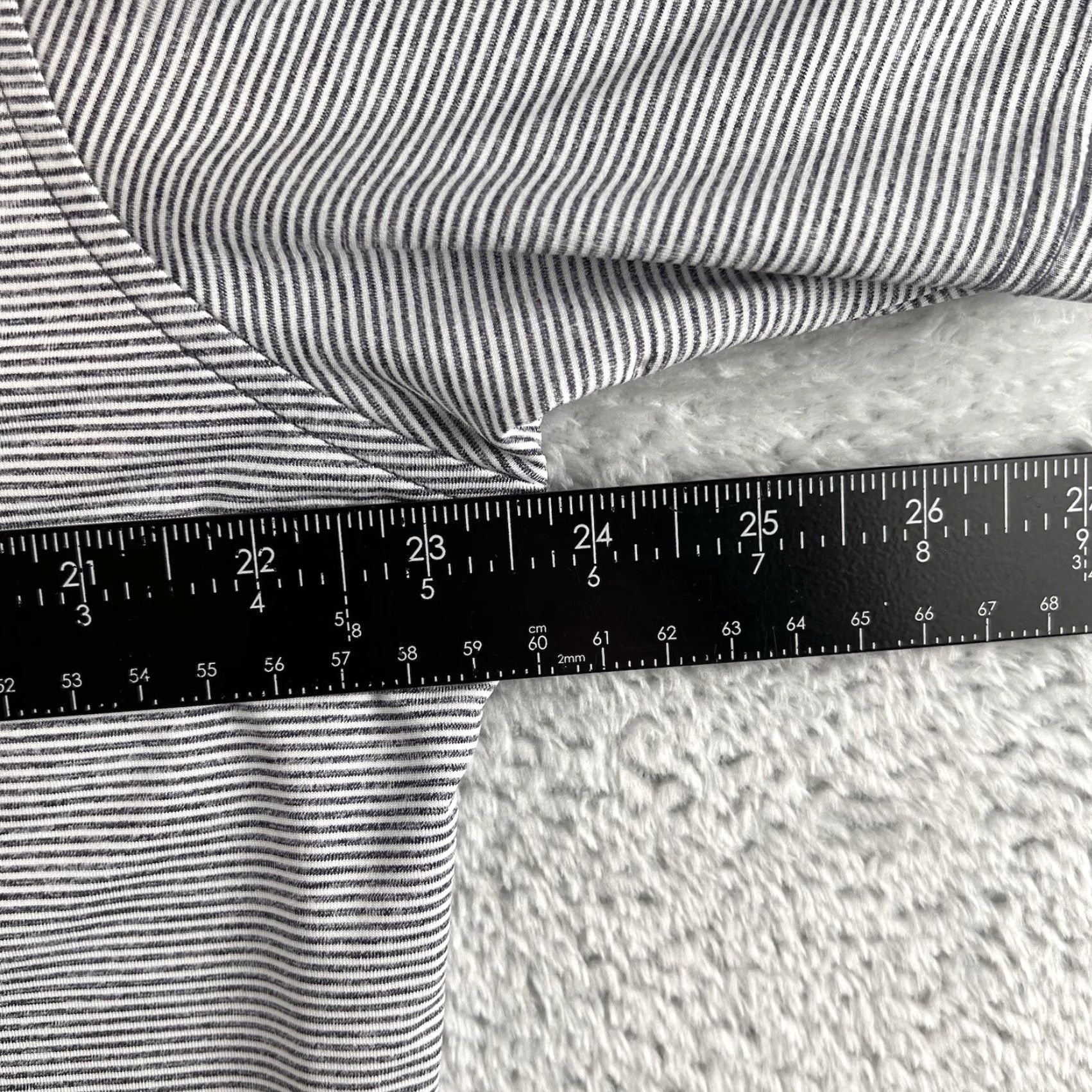 johnnie-O johnnie-O Polo Shirt Mens L Gray-Blue Striped Performance Golf UPF 50 Shirt Golf, Walking, Beach Mens Size US L / EU 52-54 / 3 - 6 Thumbnail