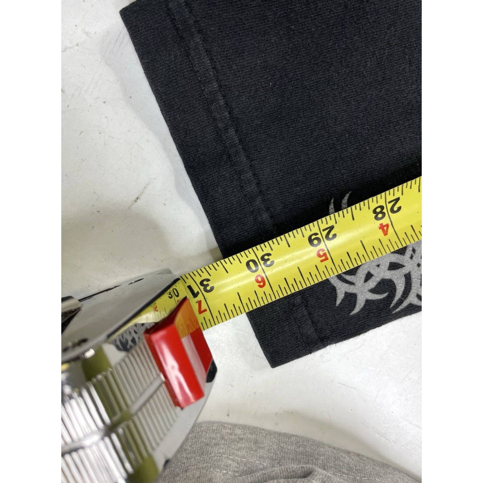 JNCO VINTAGE JNCO T-Shirt Long Sleeve Crew Neck 90s Skull Tribal Gray XL Men US Size US XL / EU 56 / 4 - 5 Thumbnail