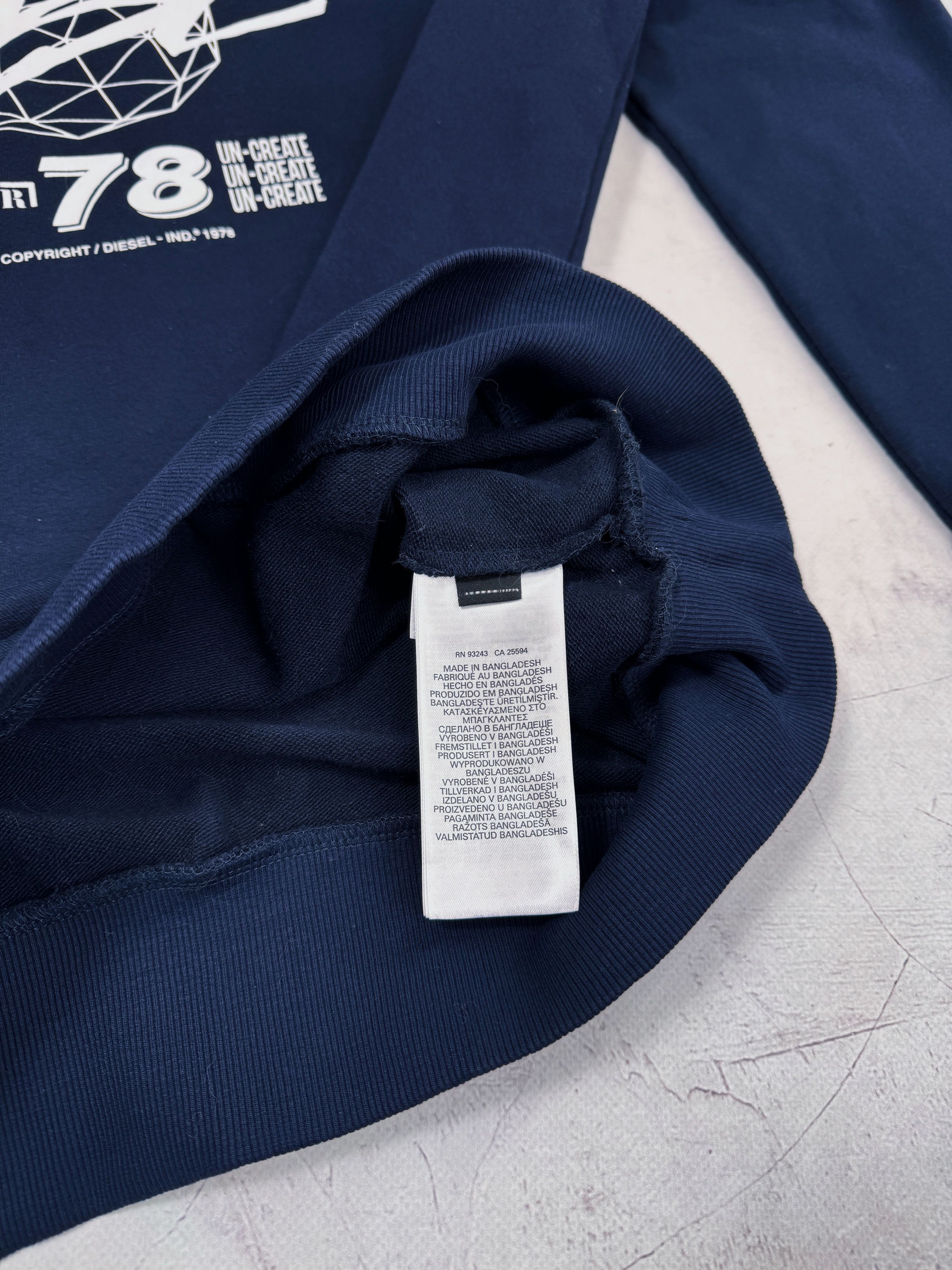 Diesel Diesel Sweatshirt Girk K11 Logo Size US L / EU 52-54 / 3 - 12 Thumbnail