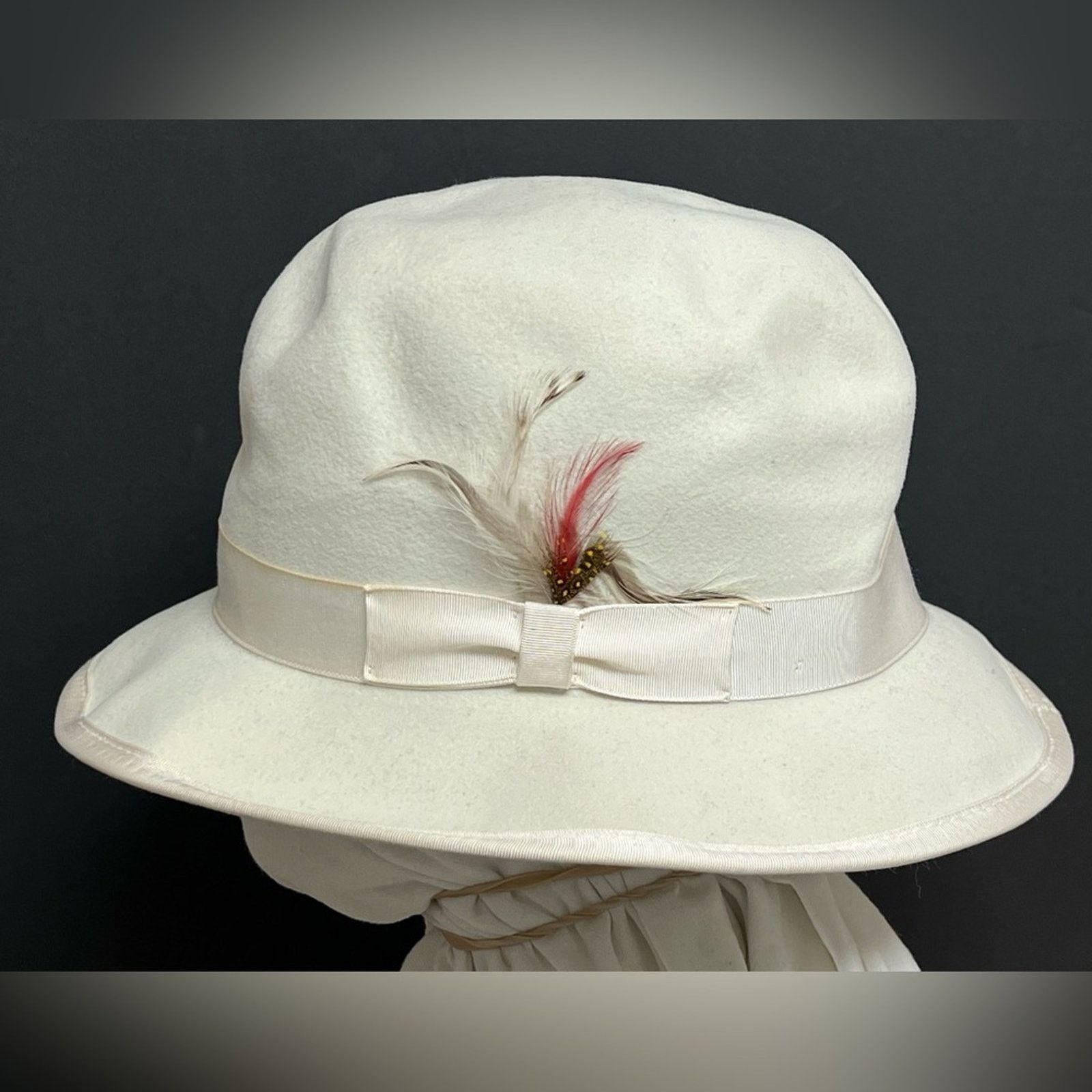 Vintage Derby Hat White 100% Wool Park Royal Supreme Made USA RARE Size ONE SIZE - 1 Thumbnail