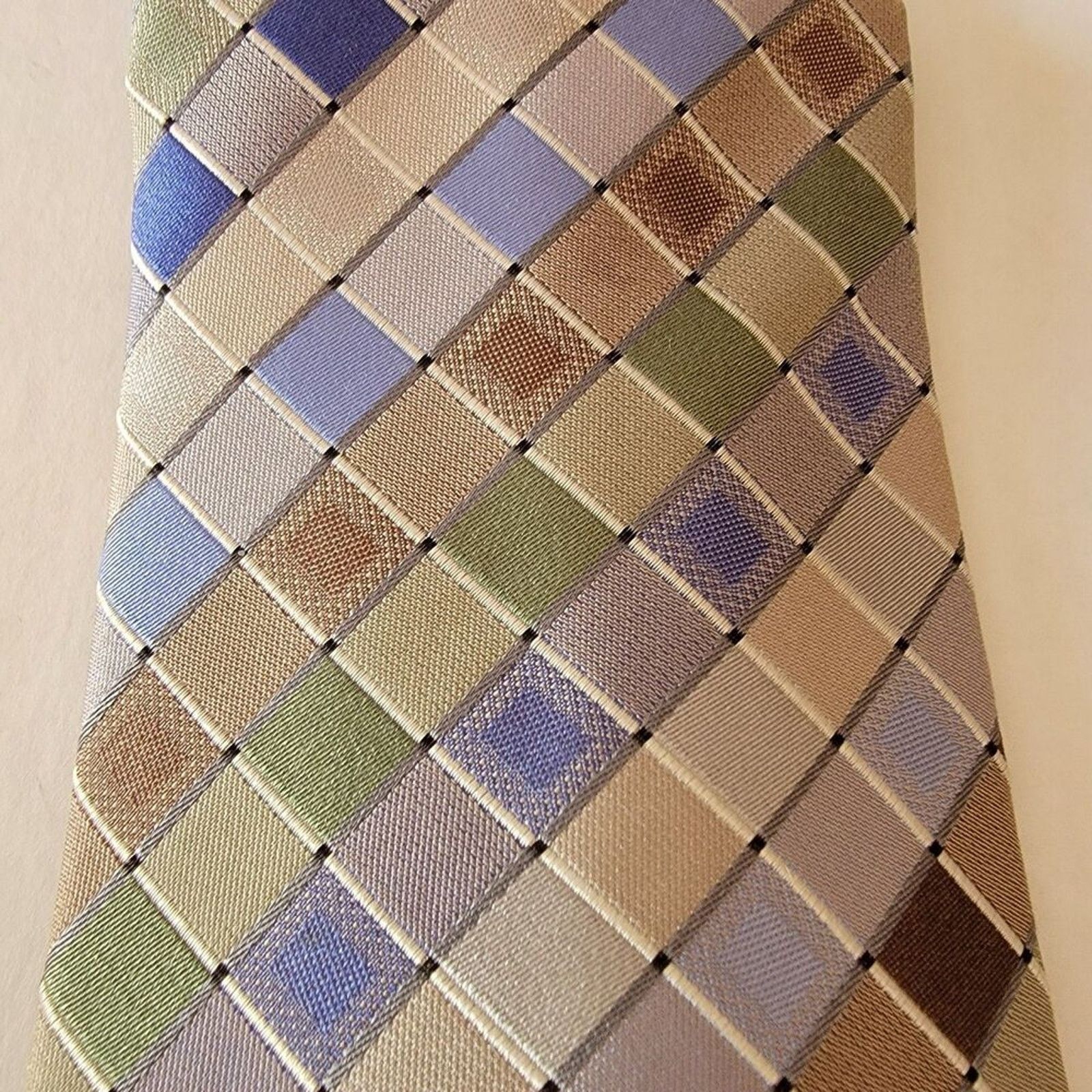 Kenneth Cole Kenneth Cole Reaction Tie Grey & Blues Diamonds - 100% Silk Size ONE SIZE - 1 Thumbnail